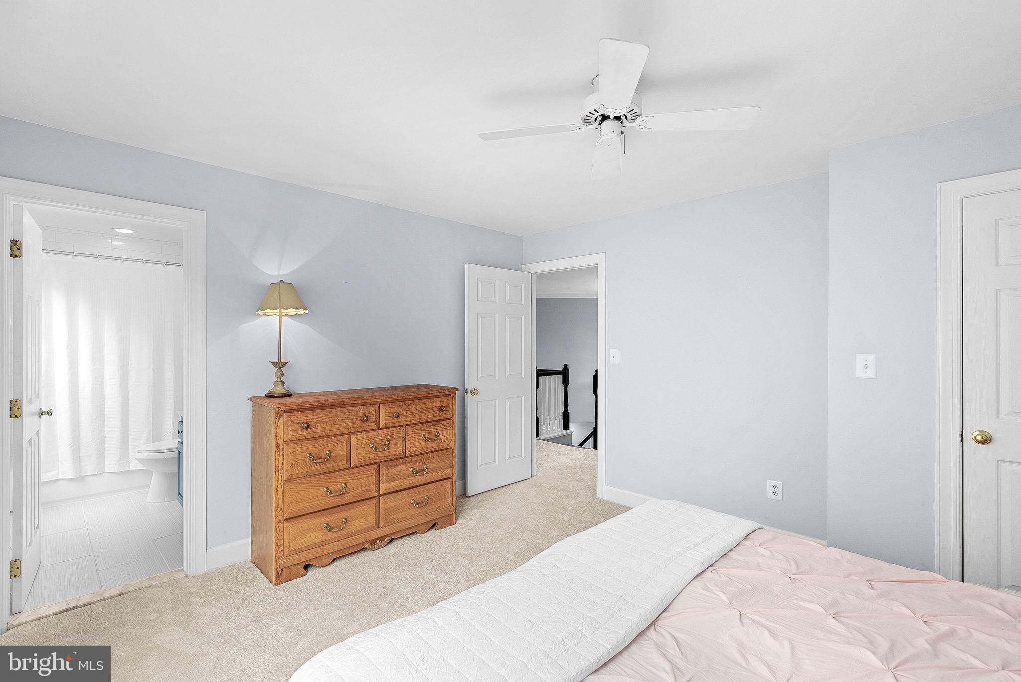SOUTH RIDING - Residential
