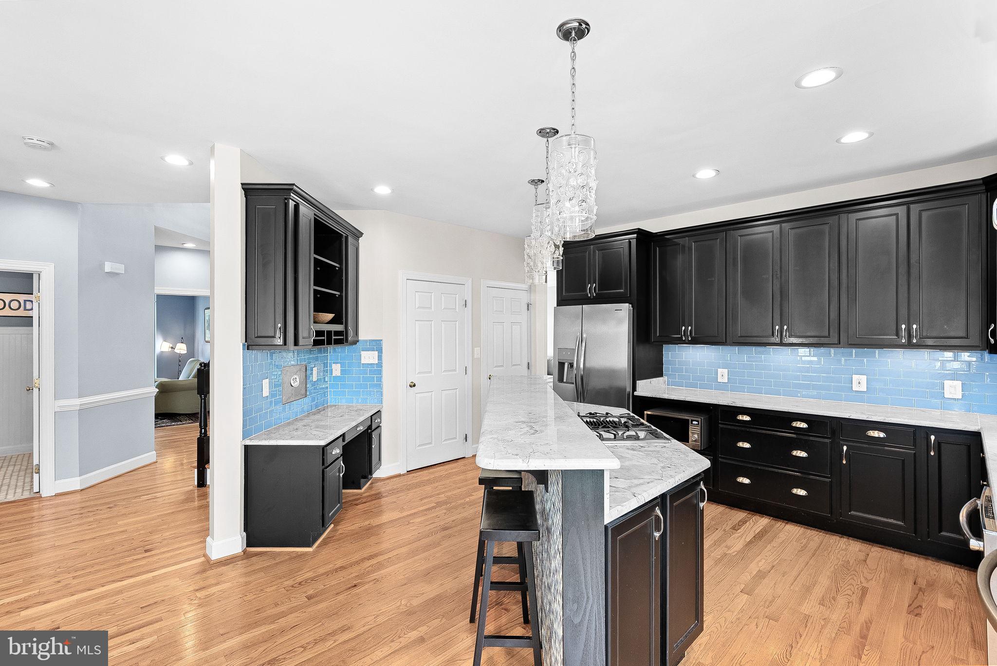 SOUTH RIDING - Residential