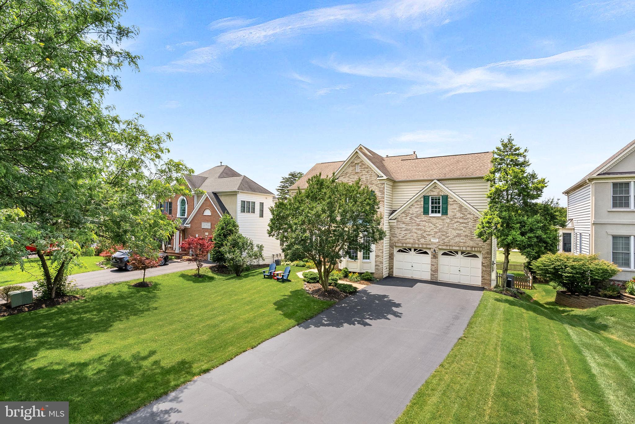 SOUTH RIDING - Residential