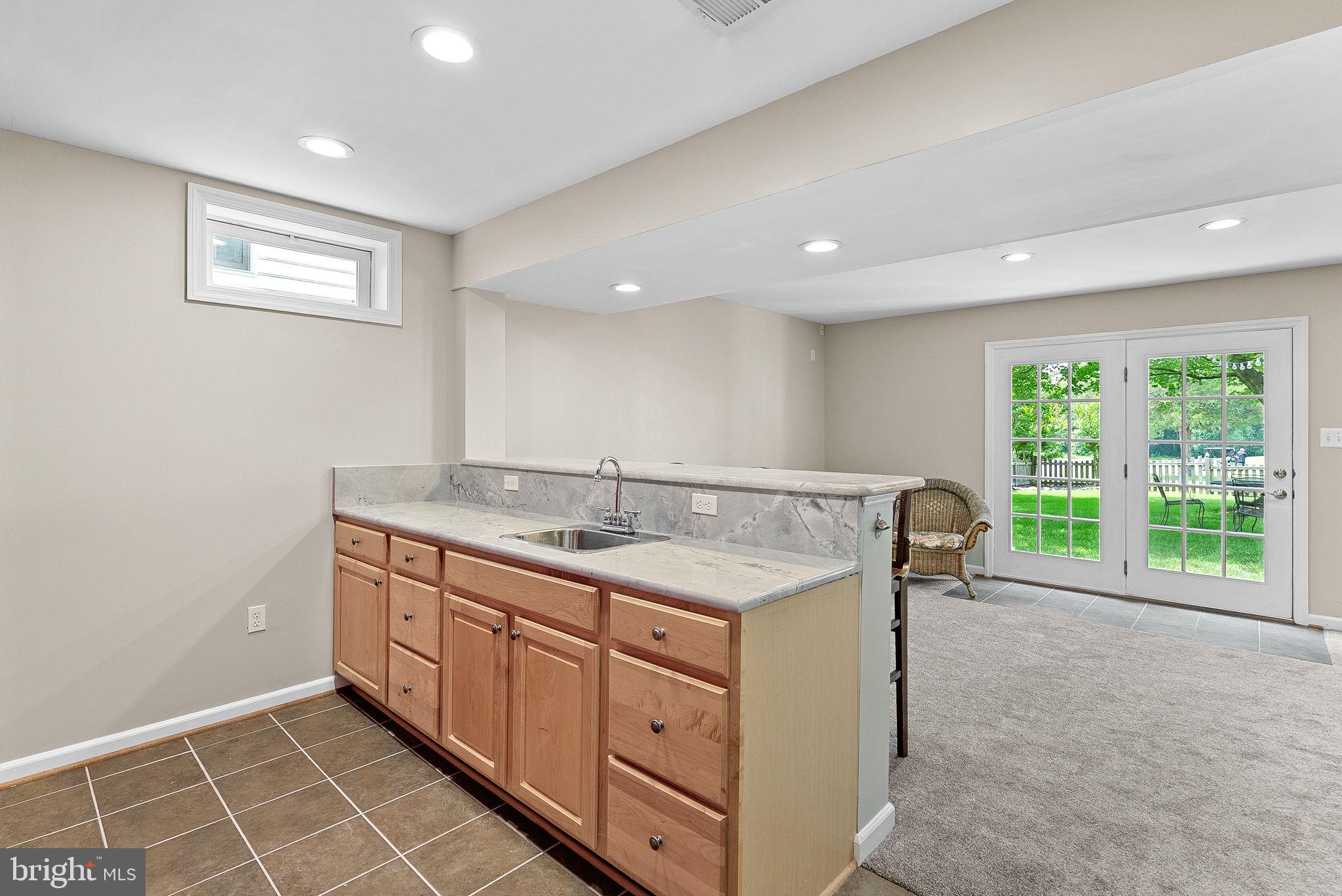 SOUTH RIDING - Residential