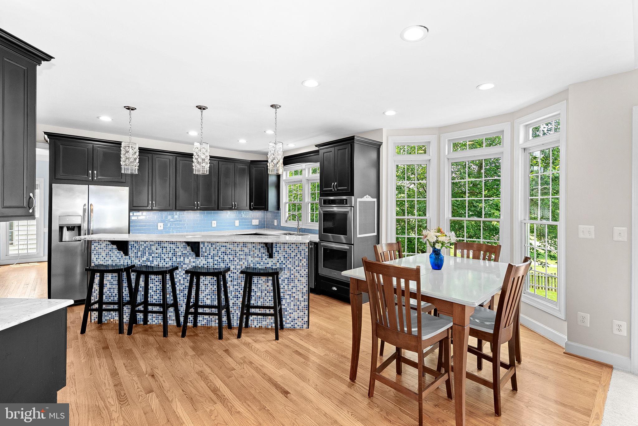 SOUTH RIDING - Residential