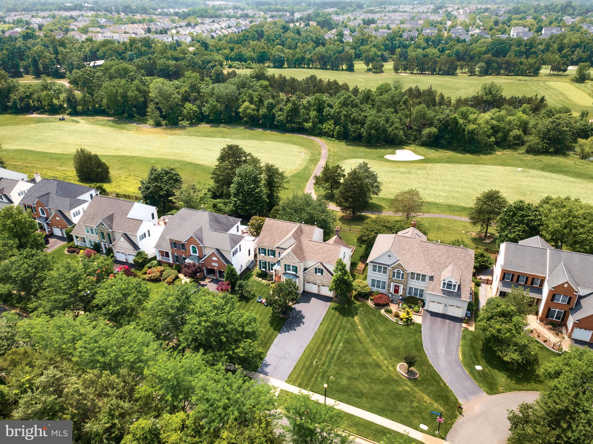 SOUTH RIDING - Residential