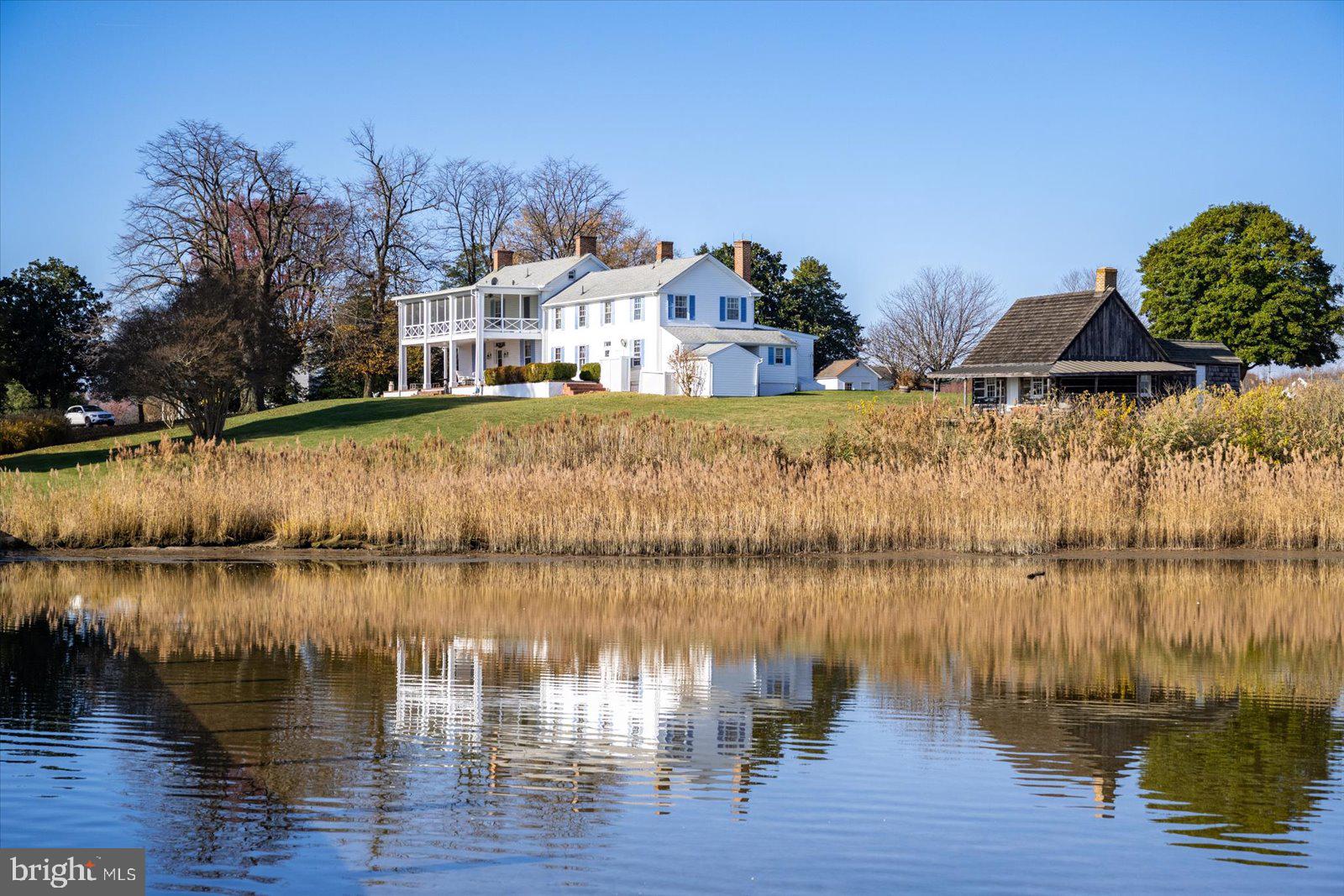 EASTERN NECK - Farm