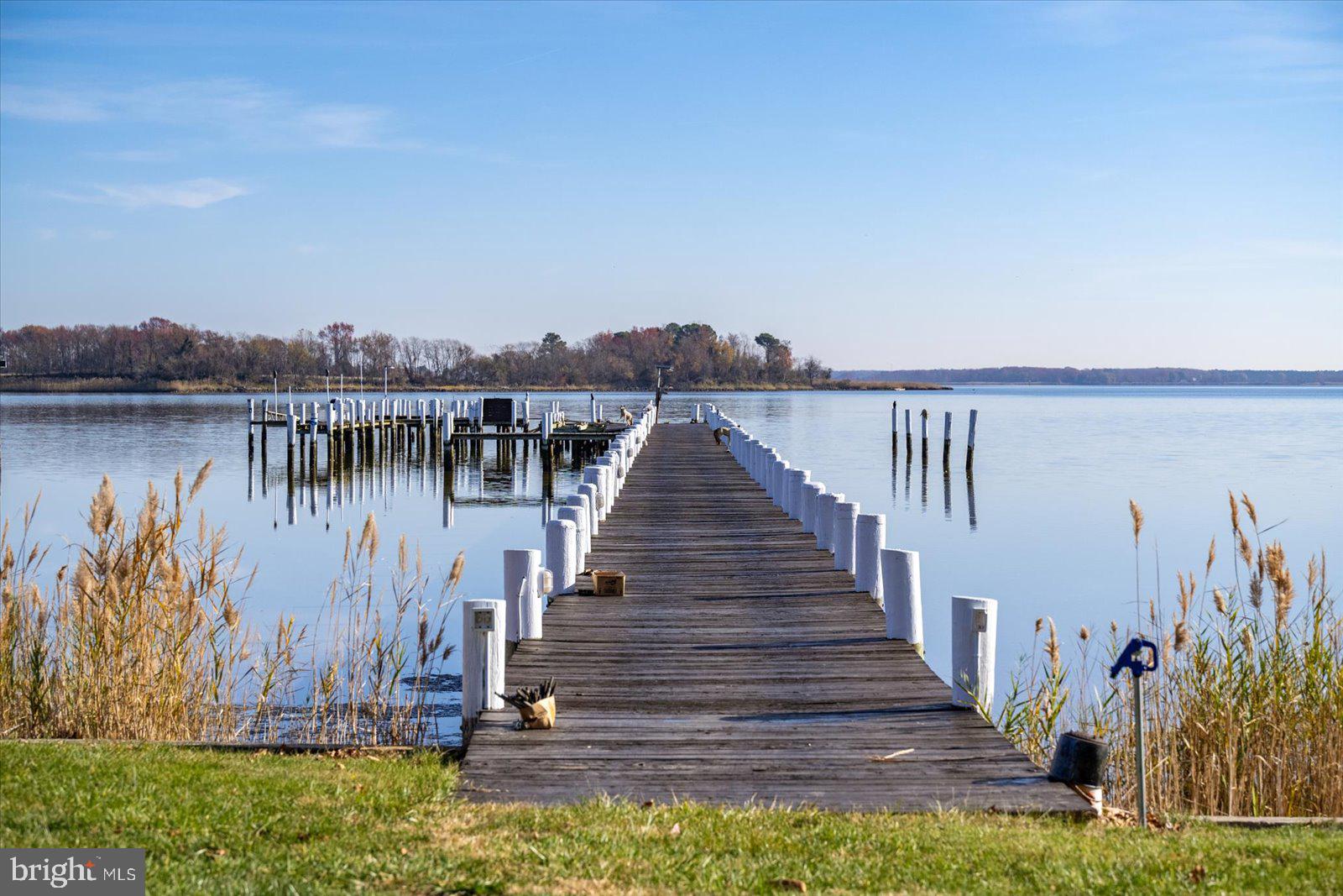 EASTERN NECK - Farm