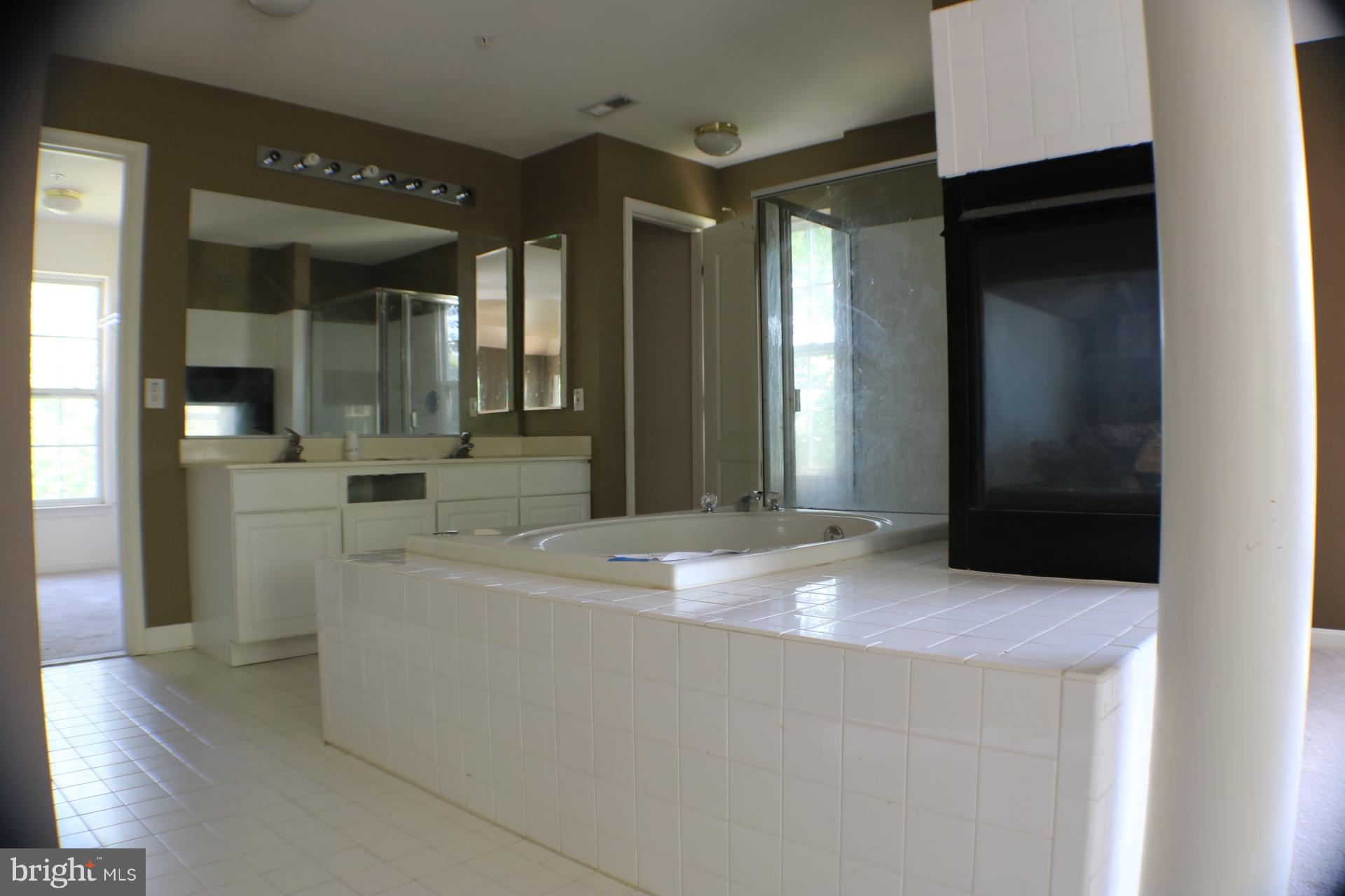 LONGLEAF-PLAT 1> - Residential