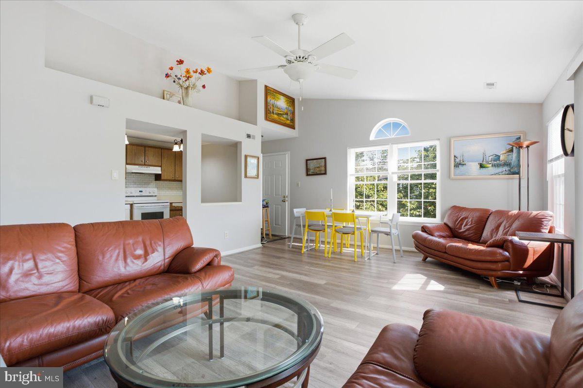 VILLAGE SHIRES - Residential