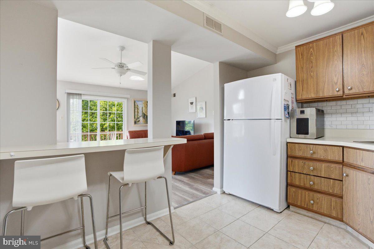 VILLAGE SHIRES - Residential