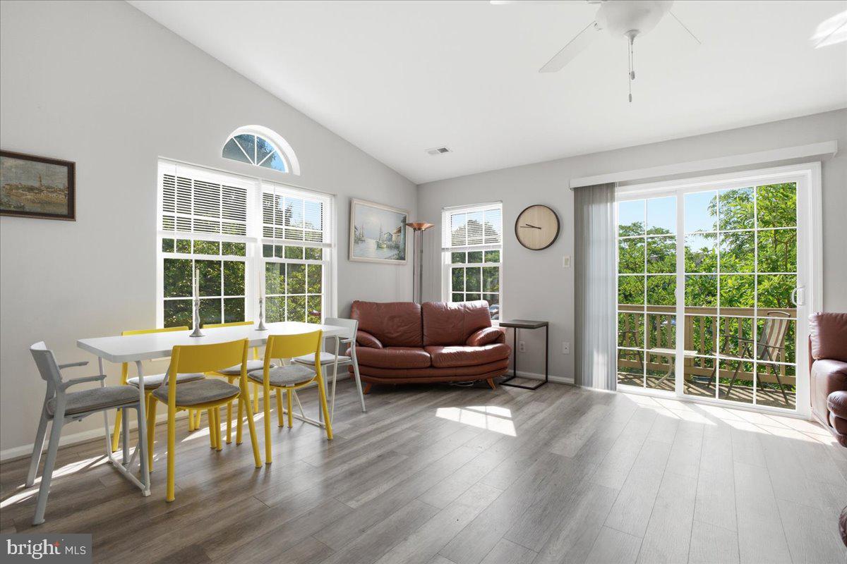 VILLAGE SHIRES - Residential