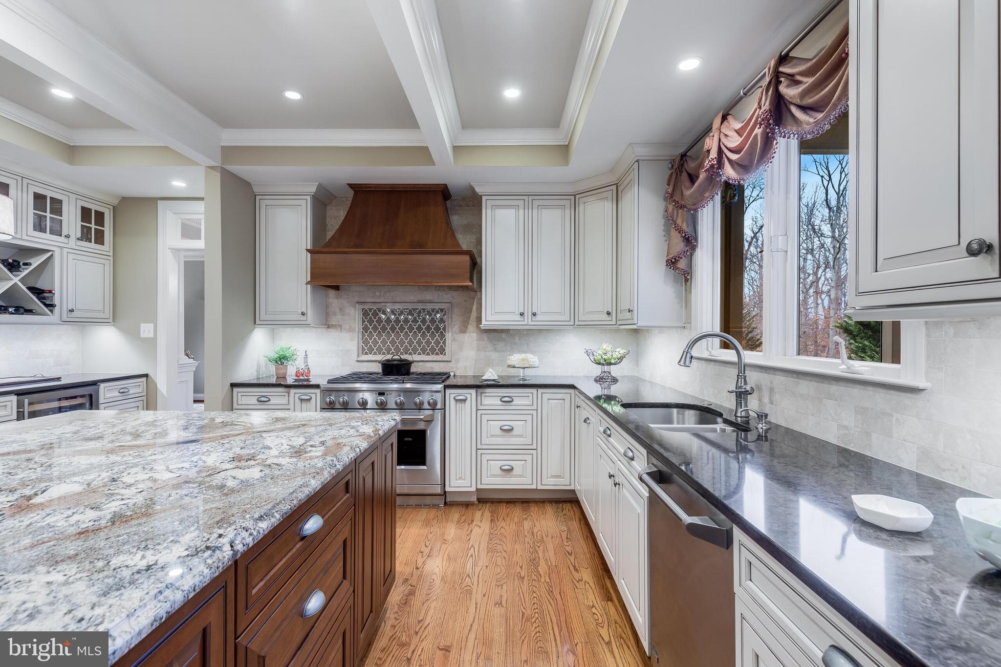 WOODLEA HILLS - Residential