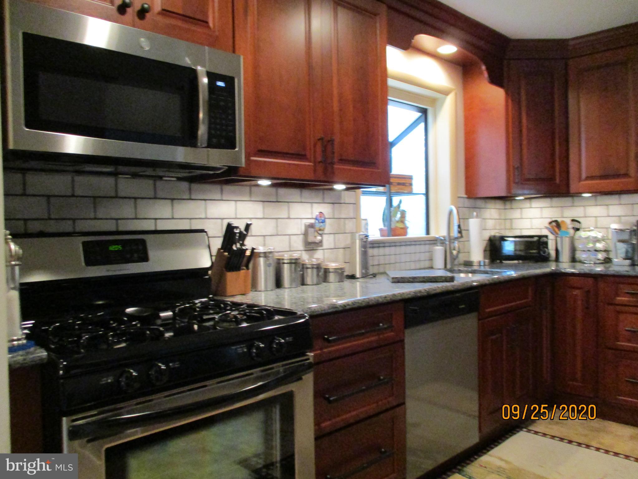 ARLINGTON PARK - Residential