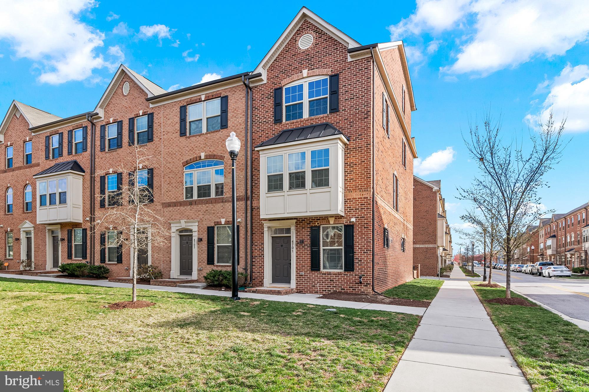 OLDHAM CROSSING - Residential