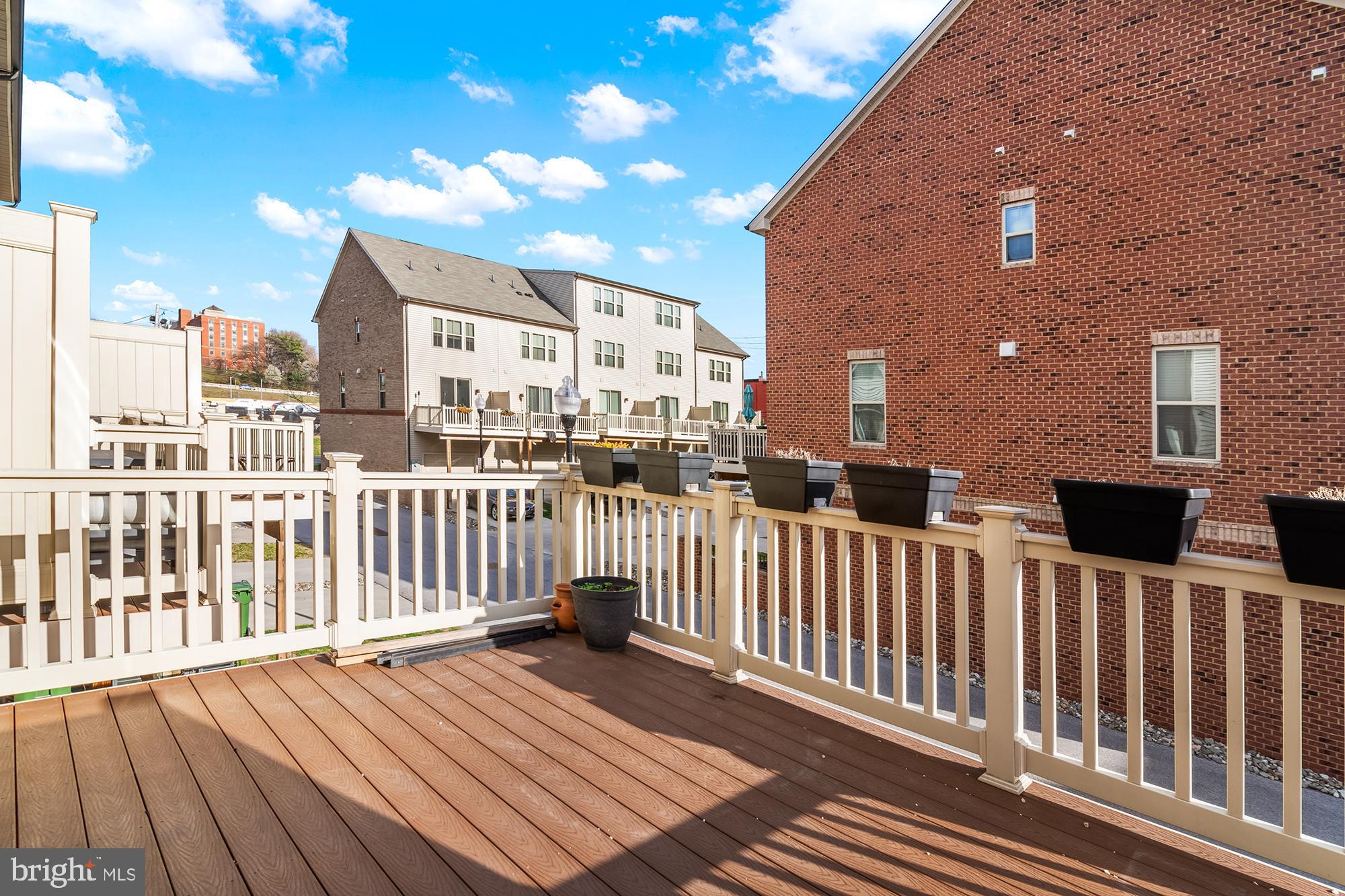 OLDHAM CROSSING - Residential