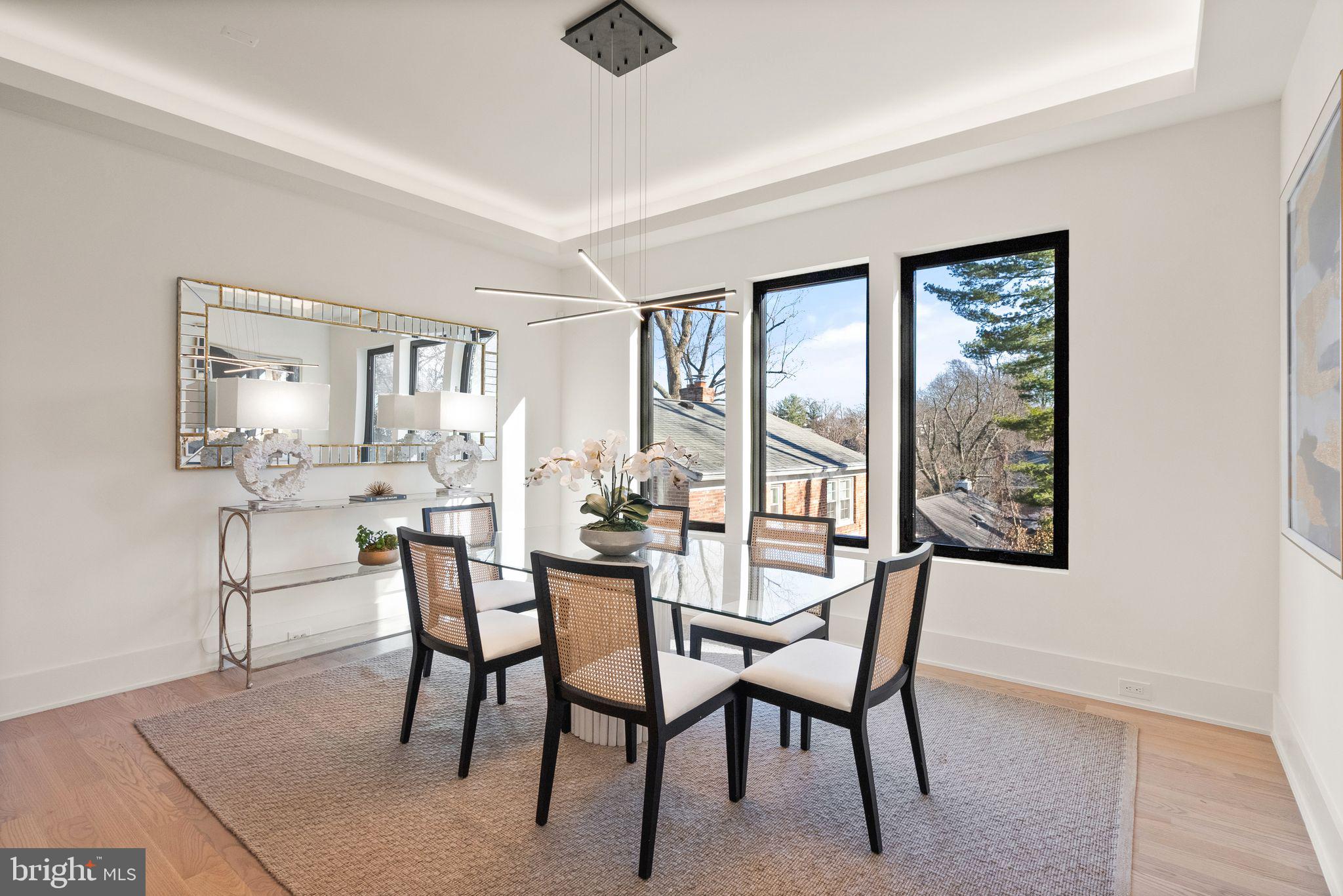 COUNTRY CLUB HILLS - Residential