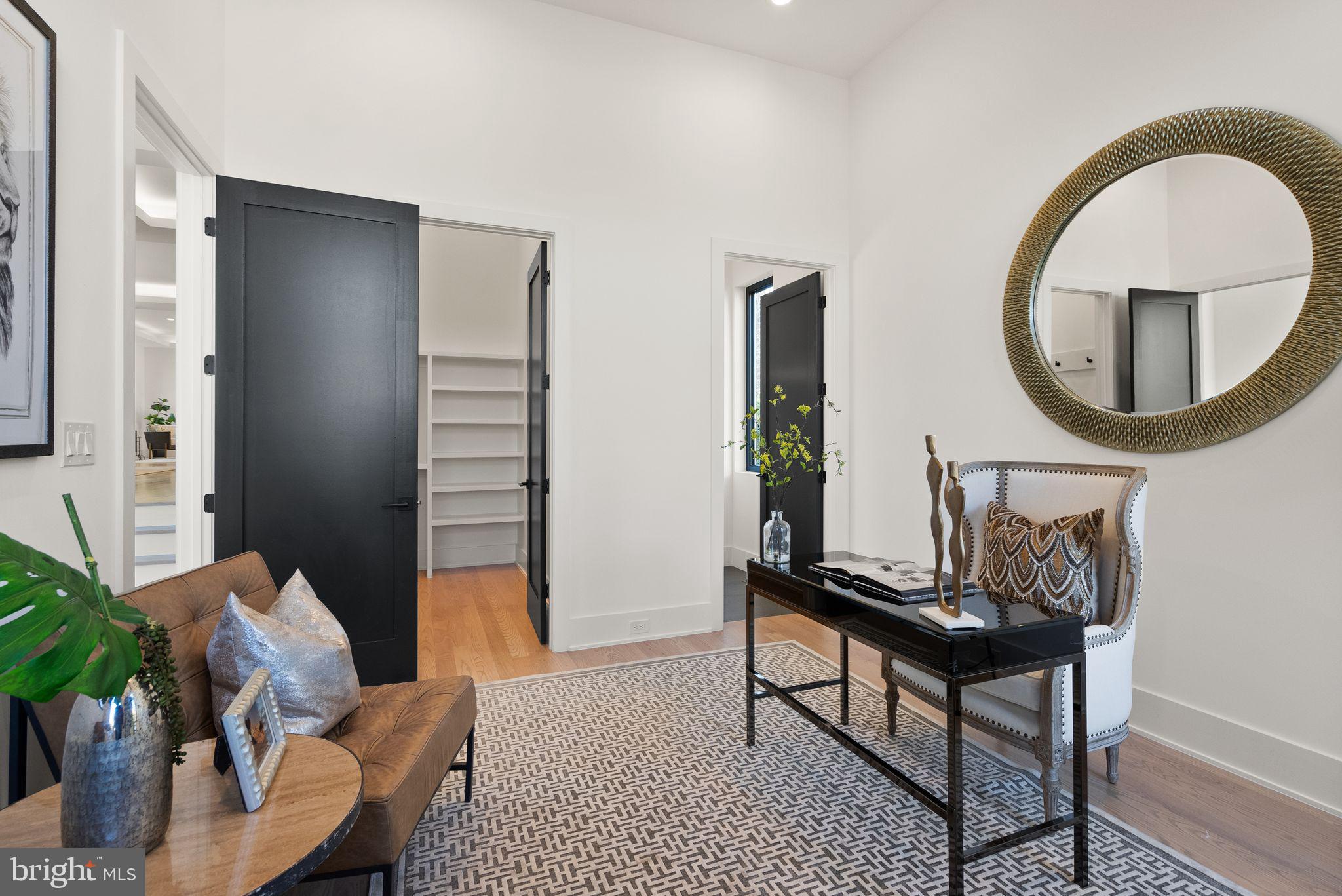 COUNTRY CLUB HILLS - Residential