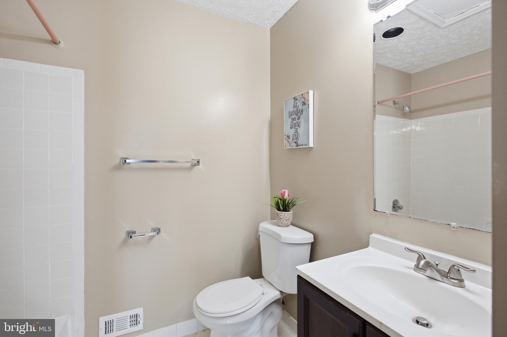 GLEN ORA PLAT FIFTEEN - Residential