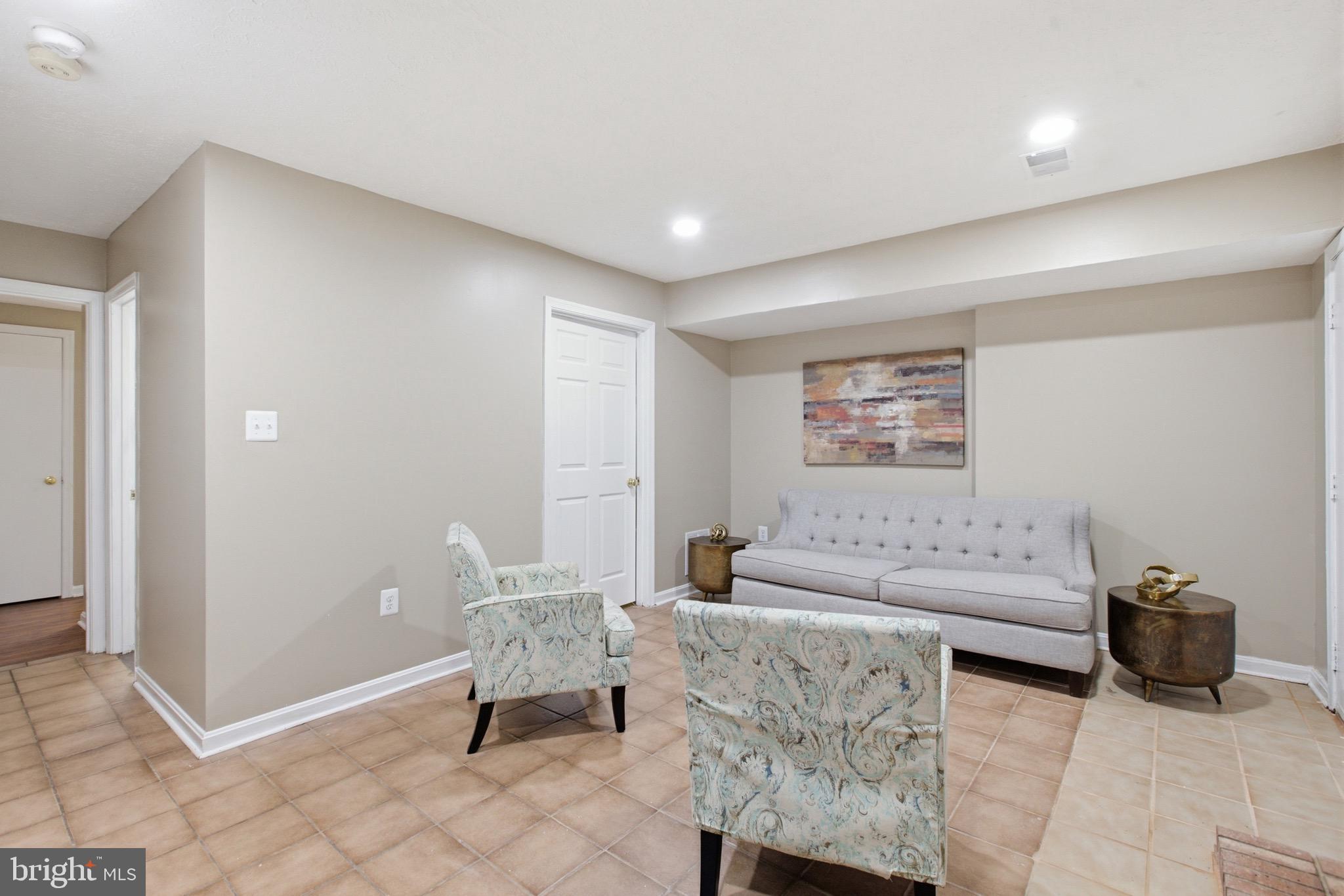 GLEN ORA PLAT FIFTEEN - Residential