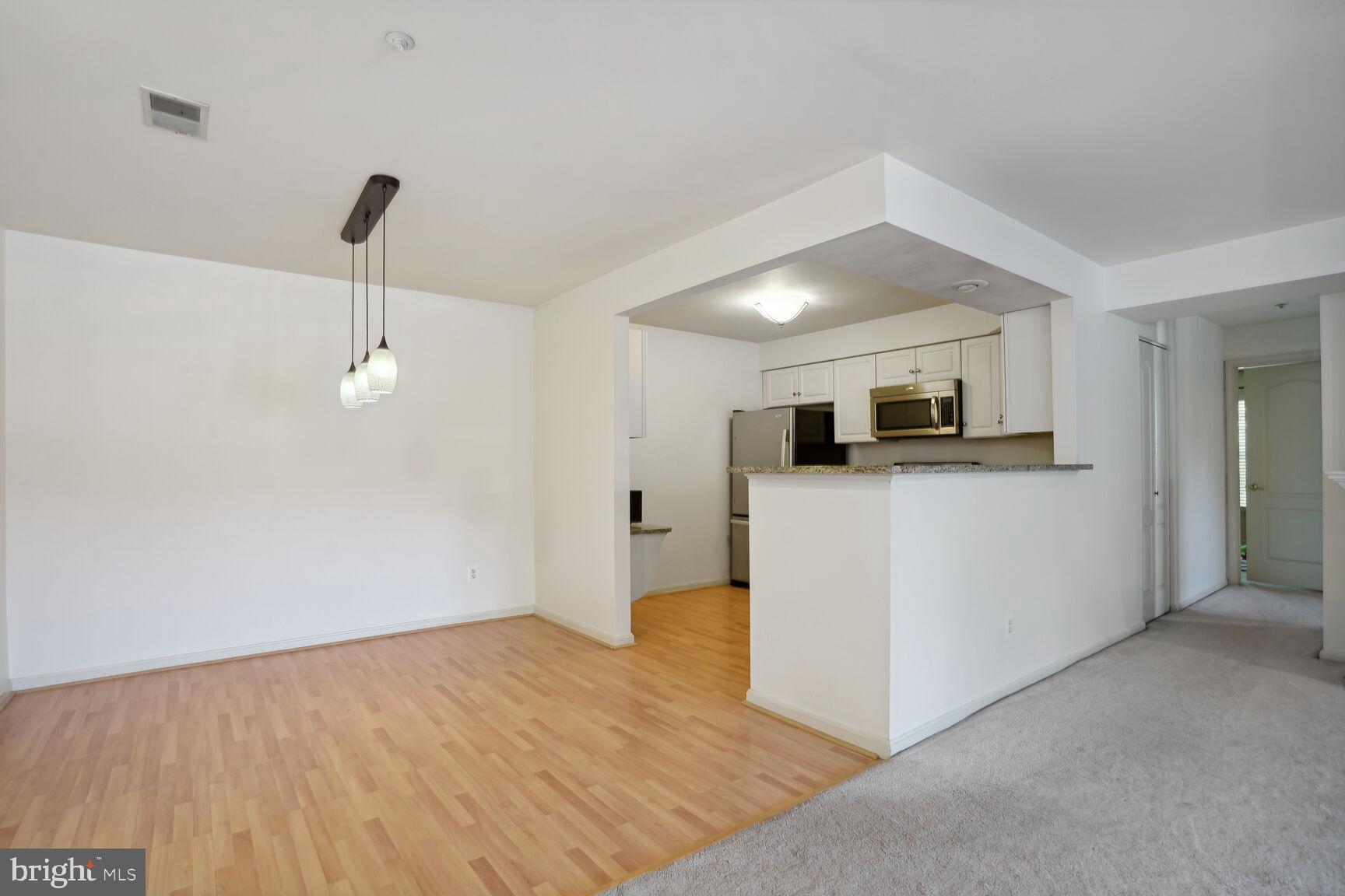 CARDINAL PLACE - Residential