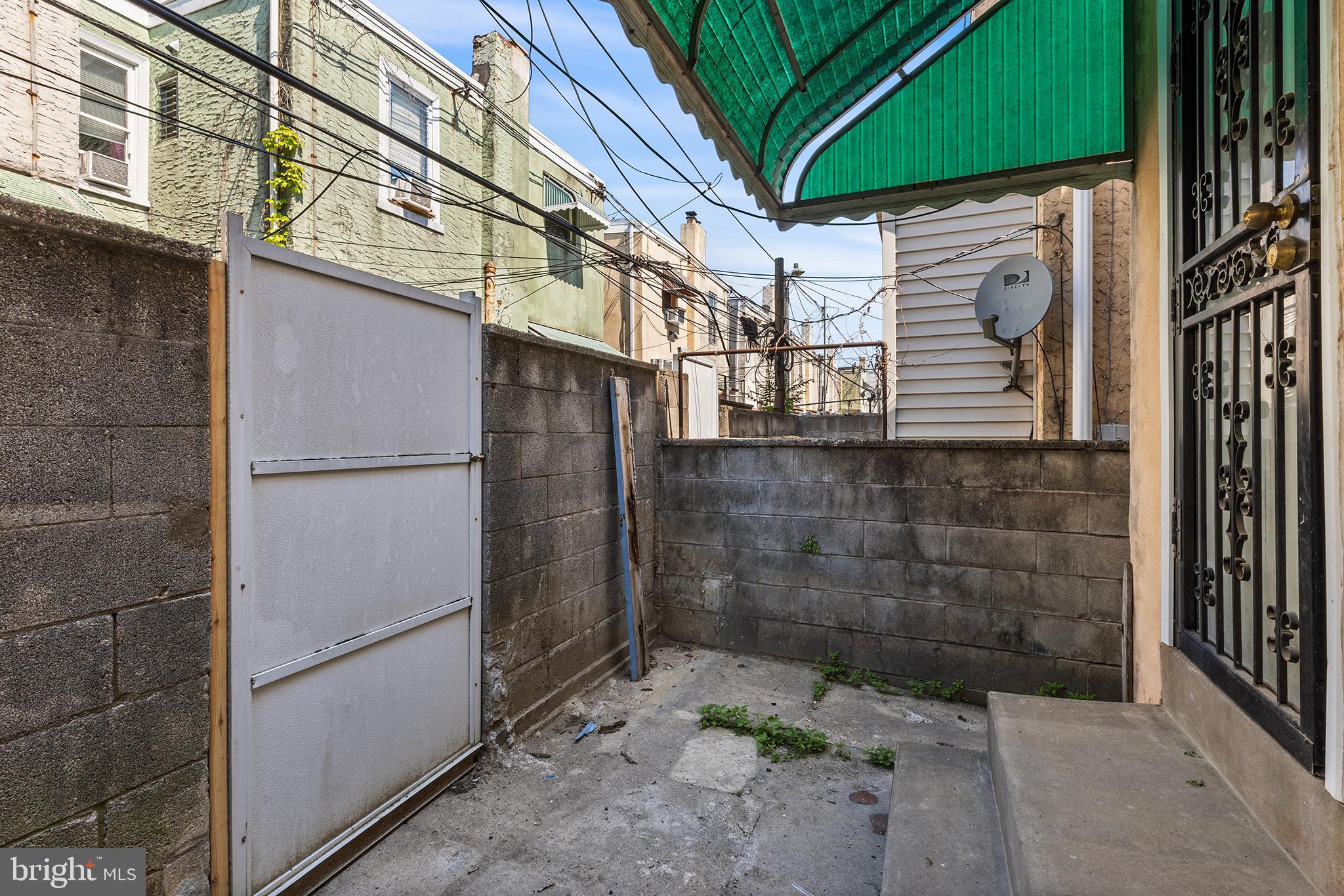 LOWER MOYAMENSING - Residential