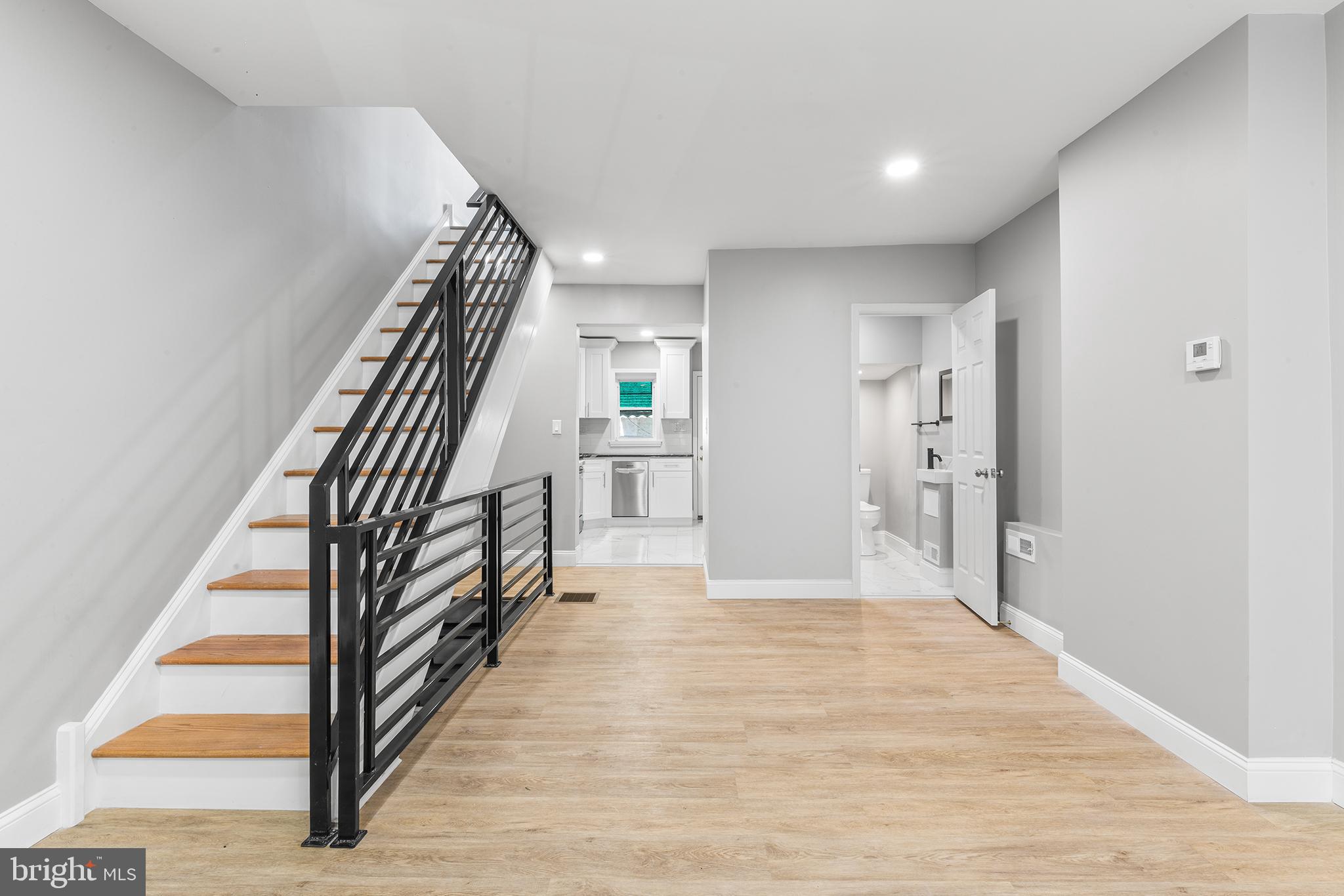 LOWER MOYAMENSING - Residential