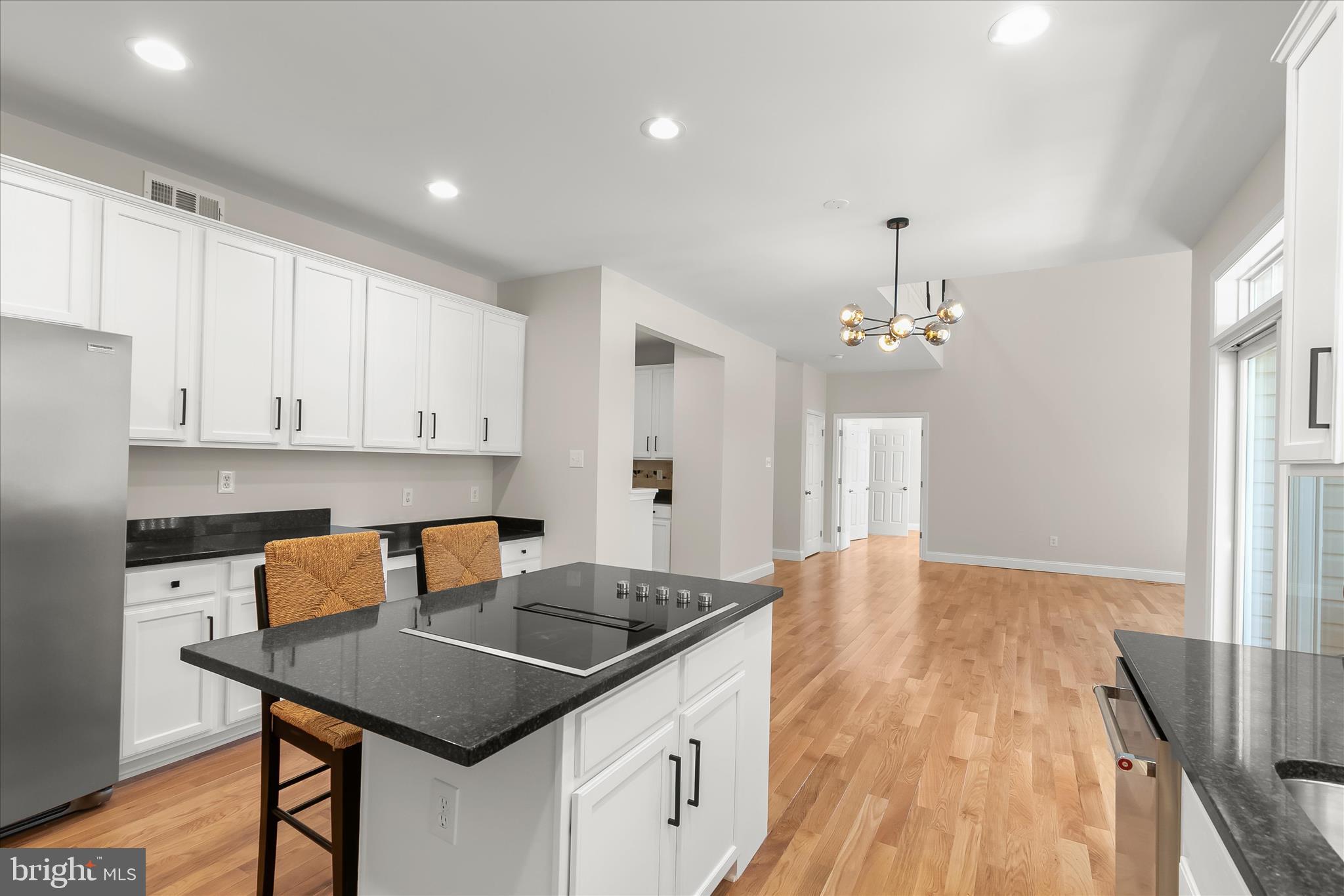 RIVER HILL - Residential