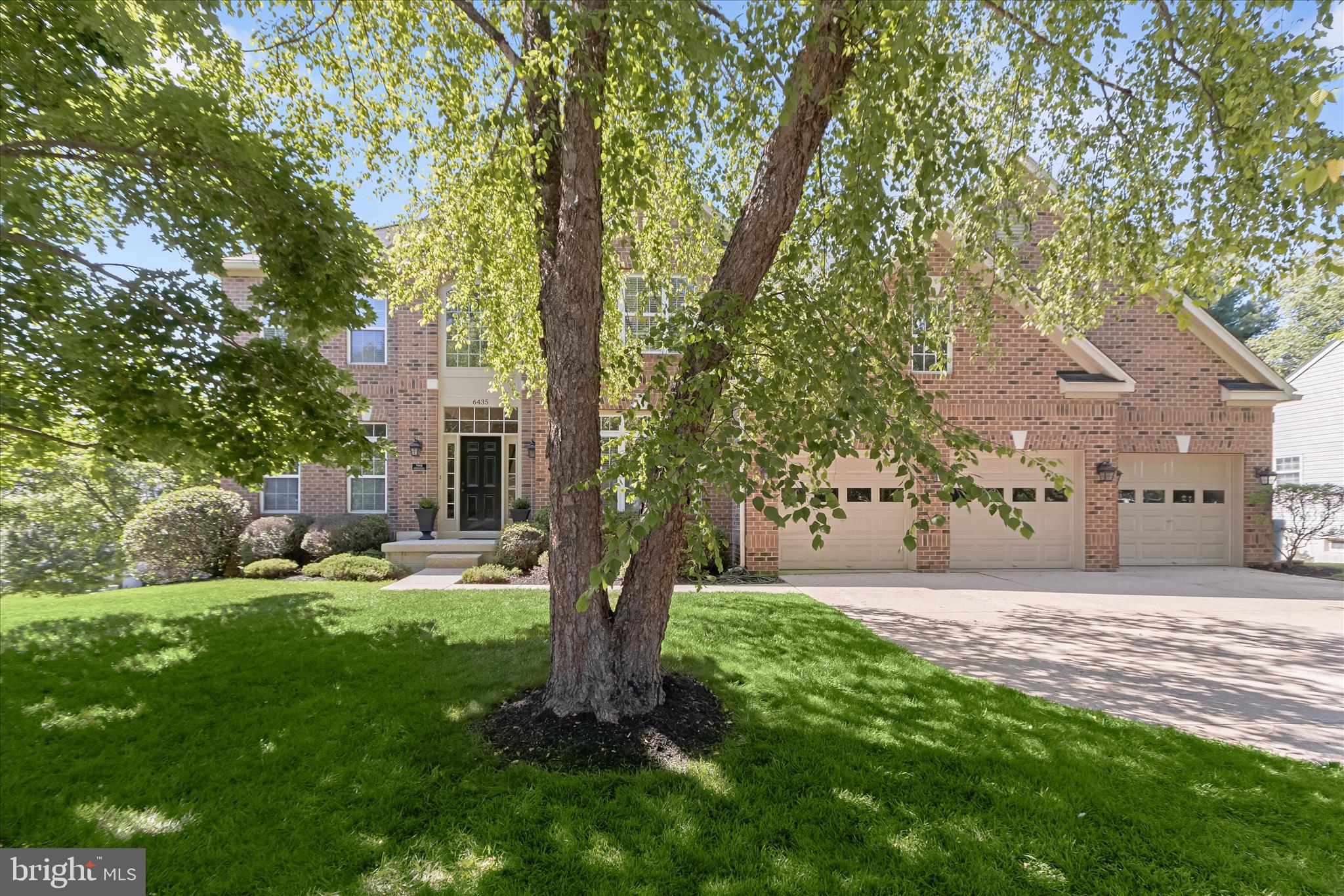 RIVER HILL - Residential
