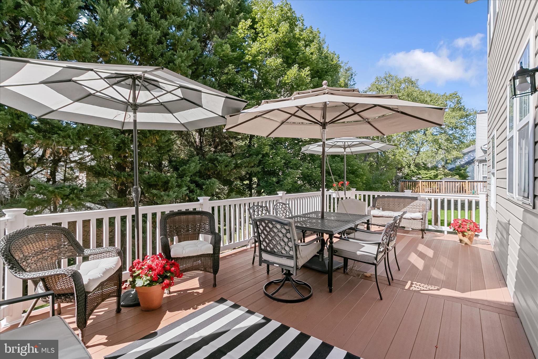 RIVER HILL - Residential
