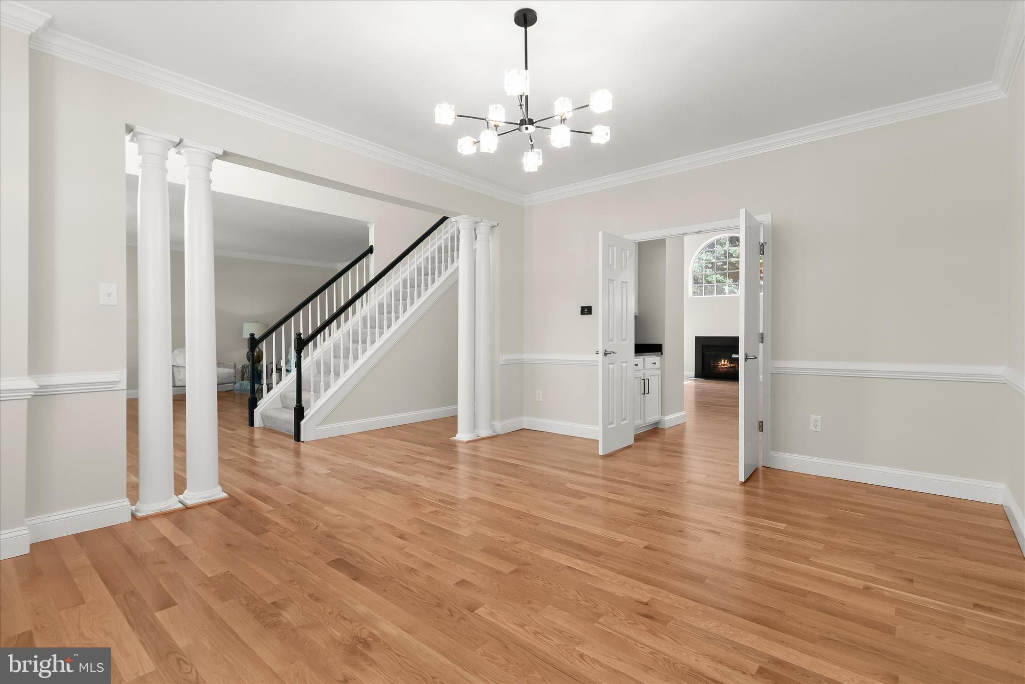 RIVER HILL - Residential