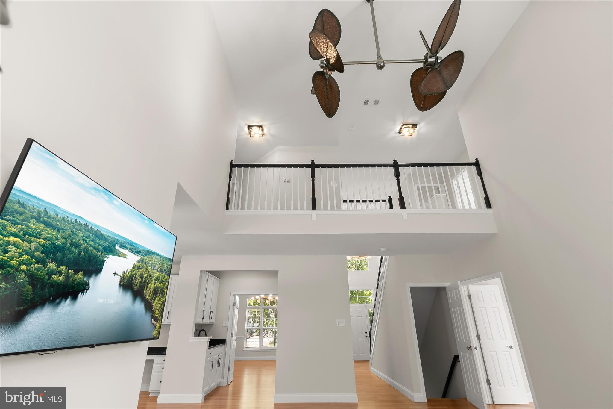 RIVER HILL - Residential