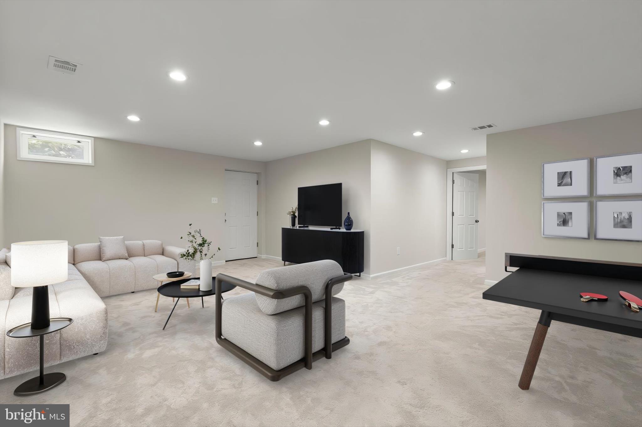 RIVER HILL - Residential