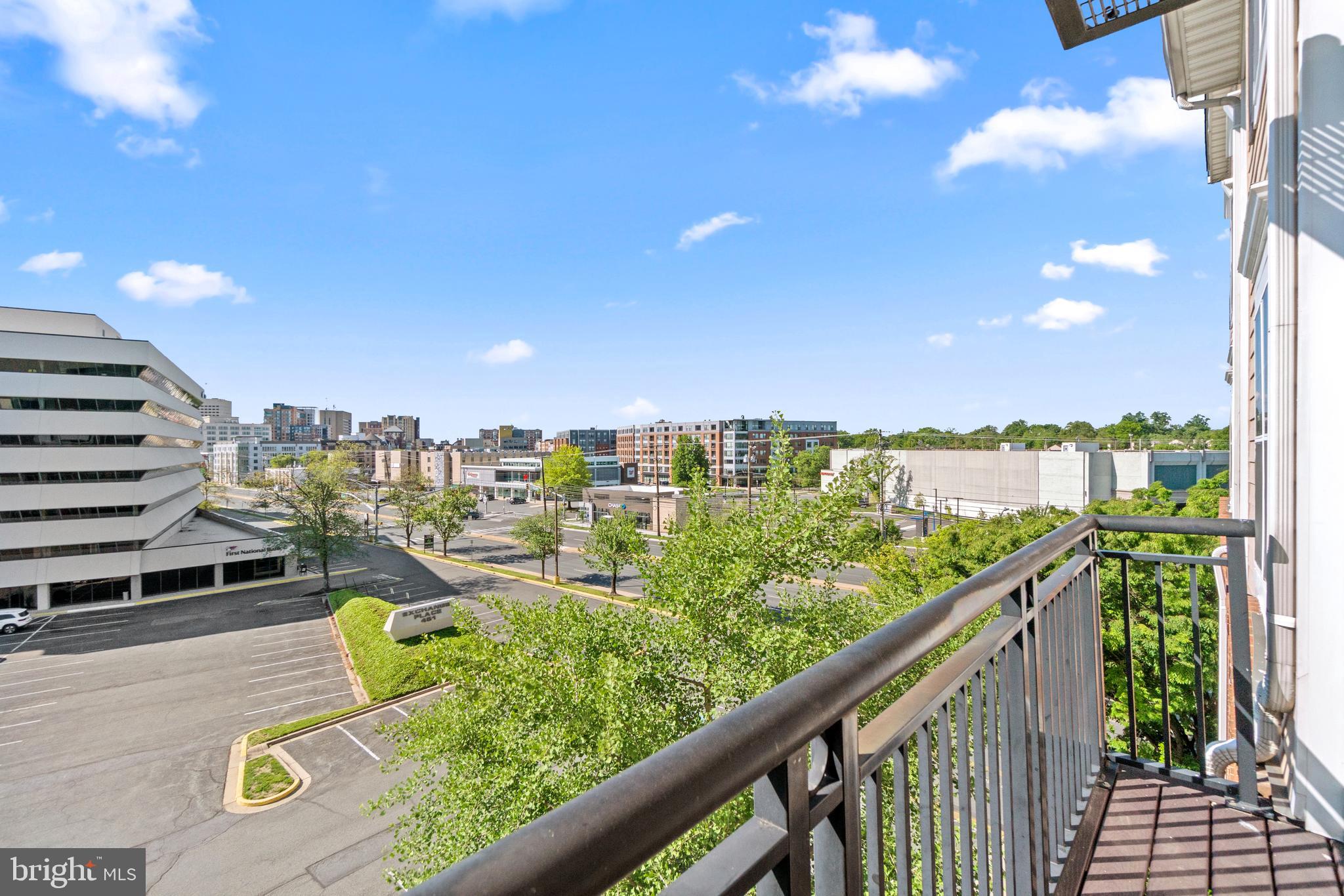 FITZ AT ROCKVILLE TOWN C - Residential