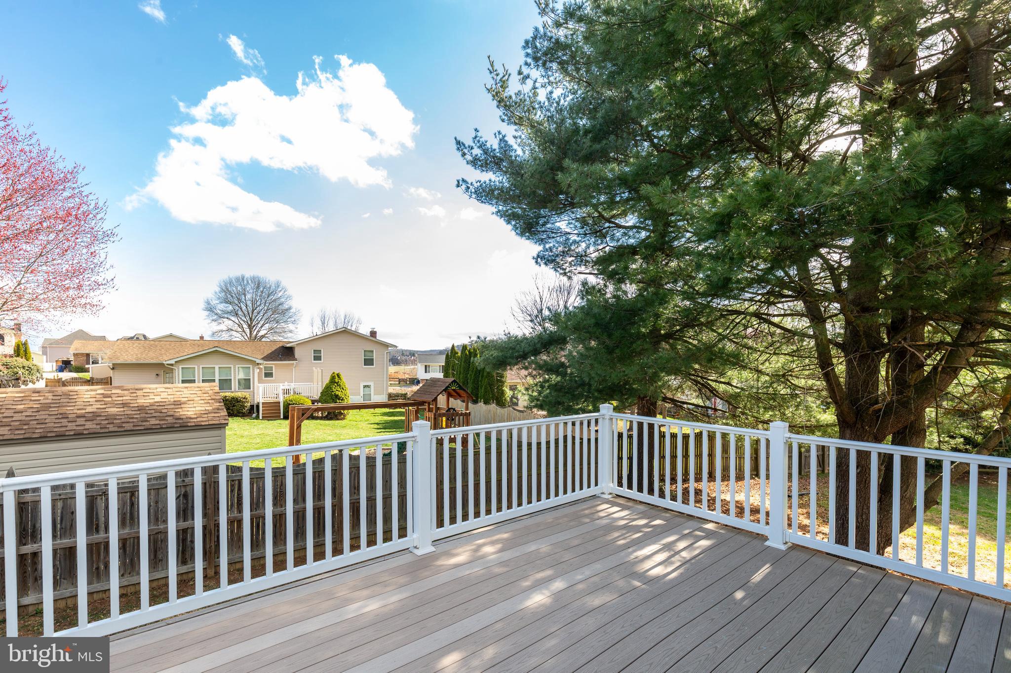 AUTUMN RIDGE - Residential