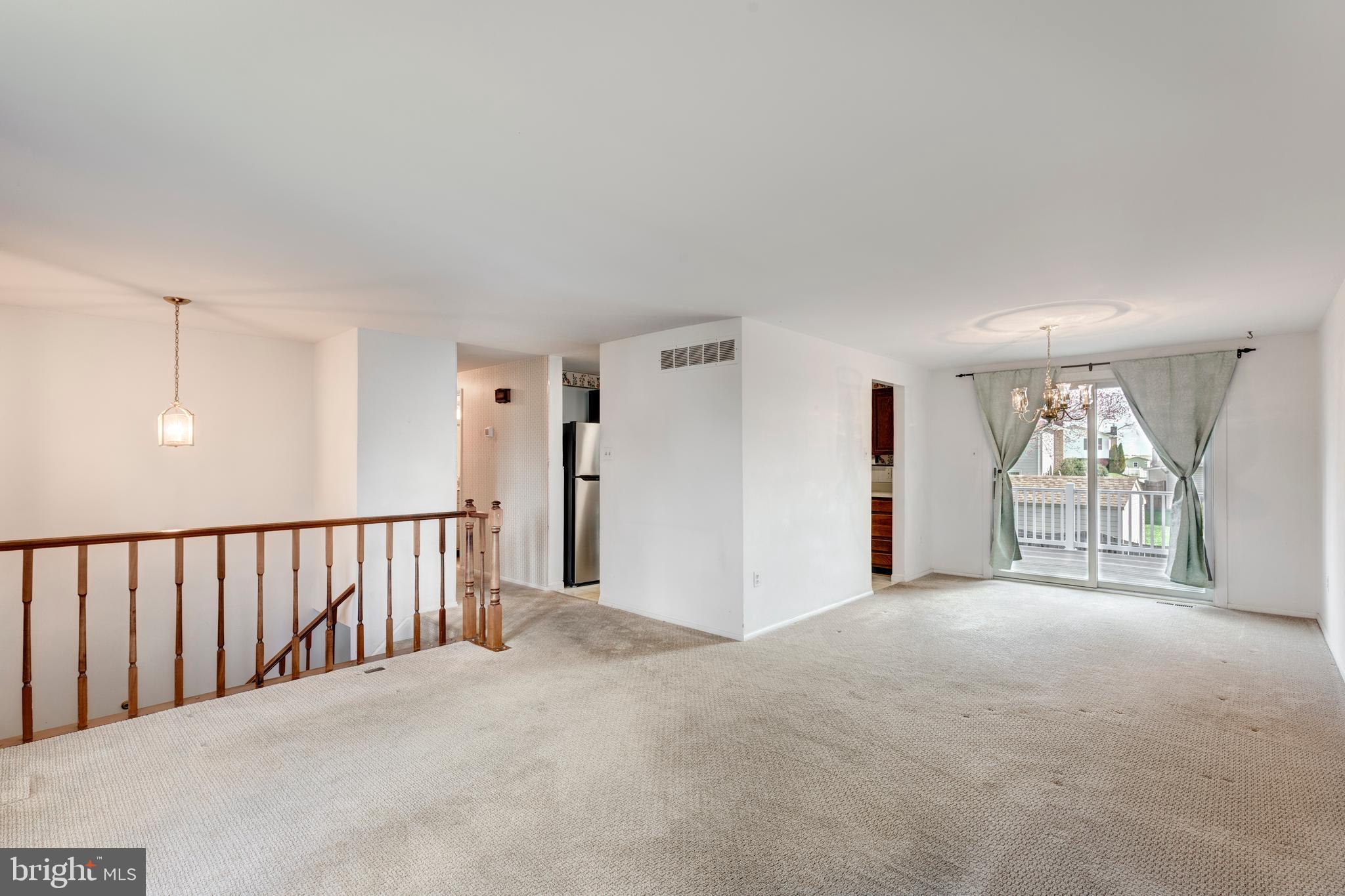 AUTUMN RIDGE - Residential