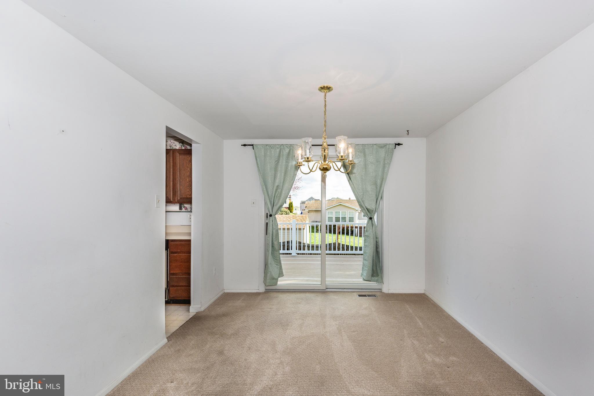 AUTUMN RIDGE - Residential