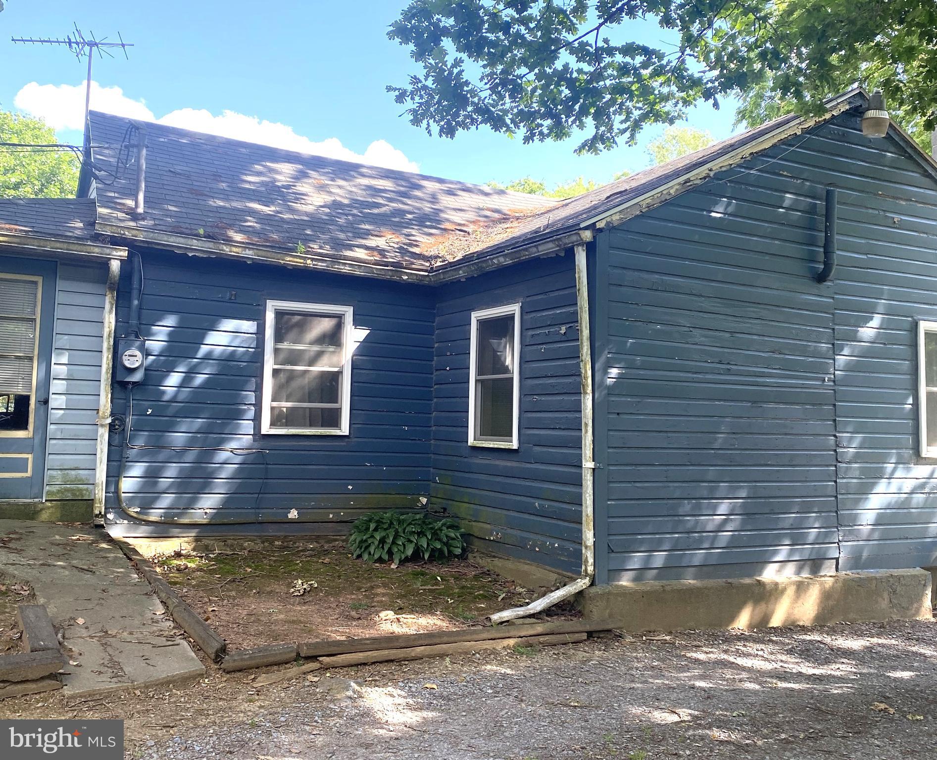 SOUTH MIDDLETON - Residential