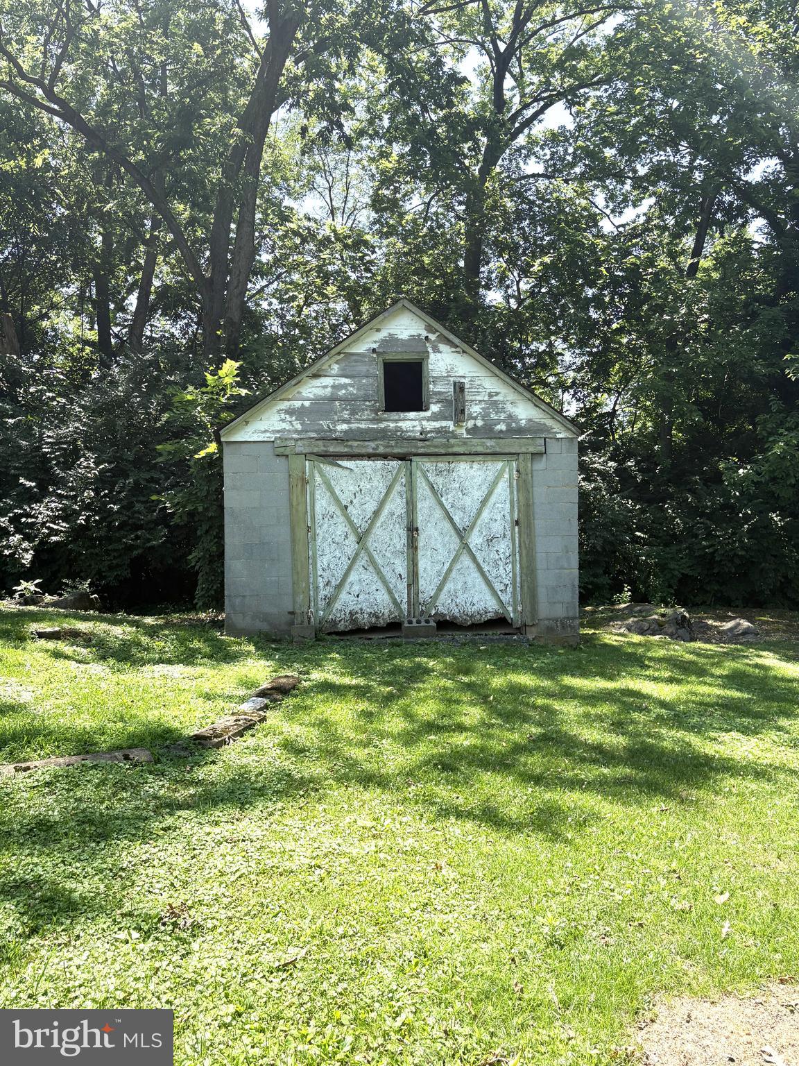 SOUTH MIDDLETON - Residential