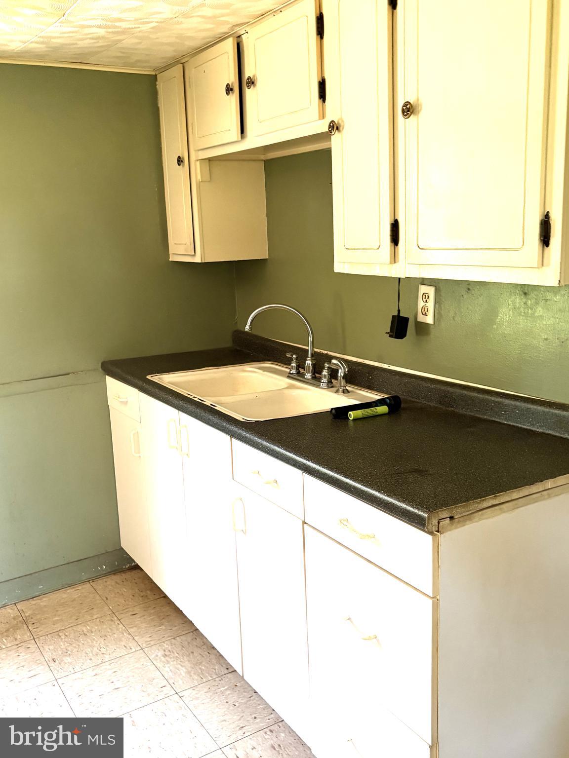 SOUTH MIDDLETON - Residential