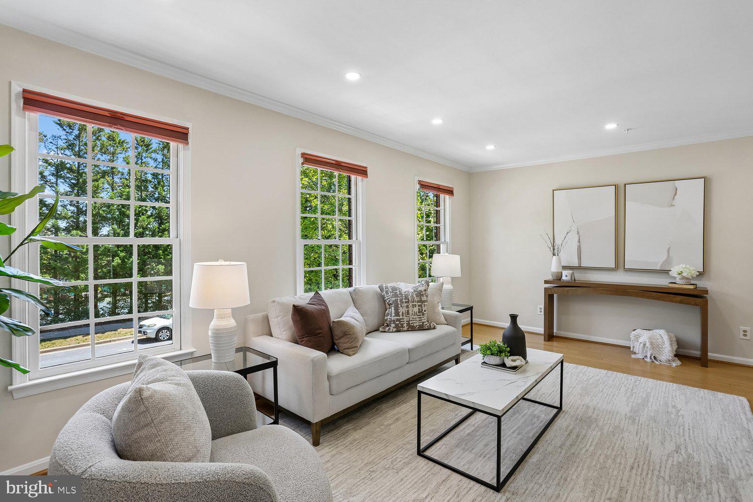 KENTLANDS - Residential