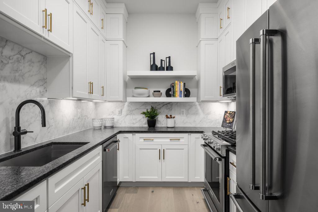 MT. PROSPECT - Residential
