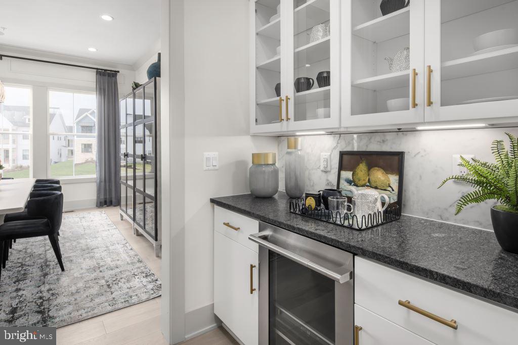 MT. PROSPECT - Residential