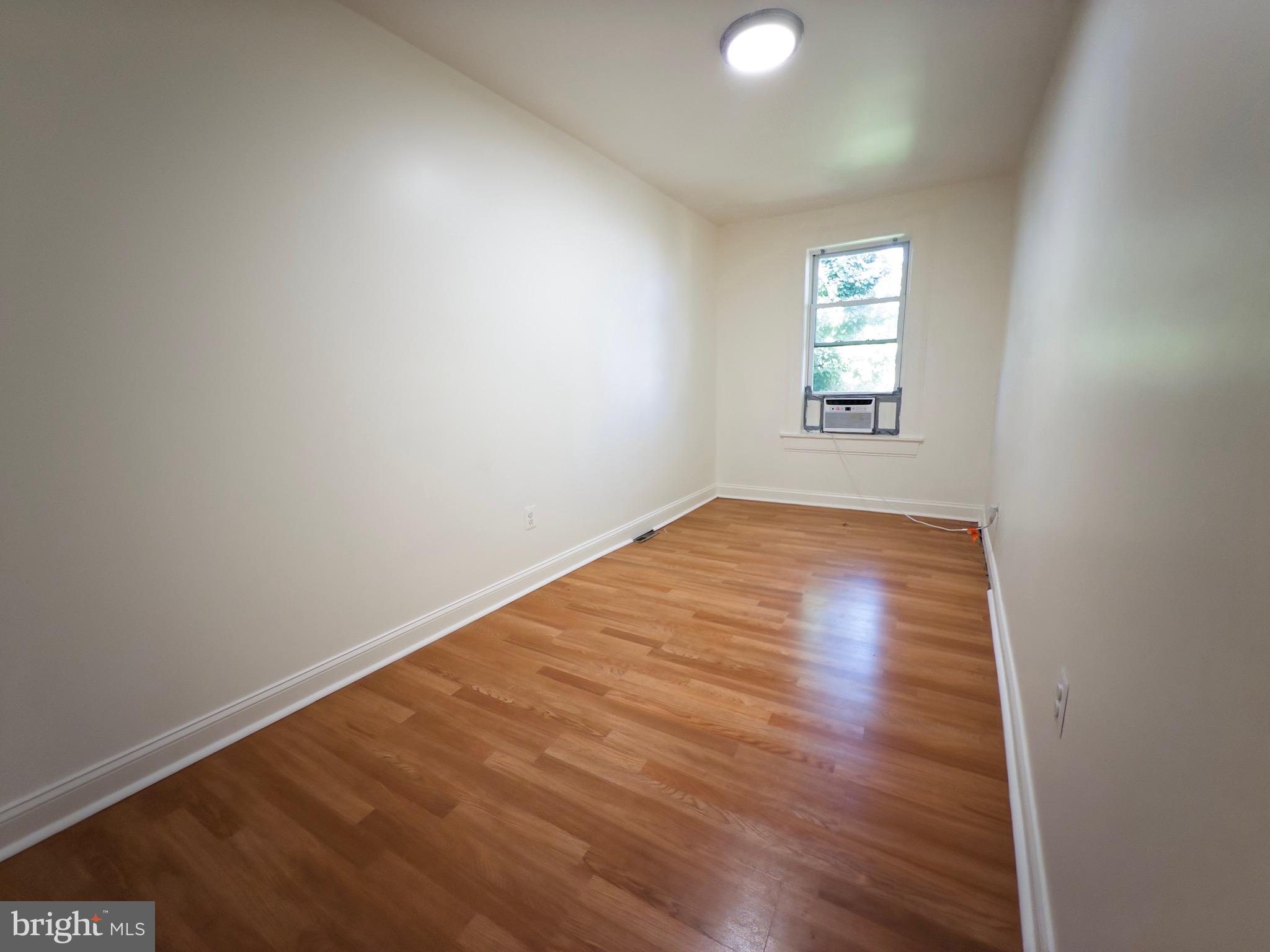 ARLINGTON - Residential