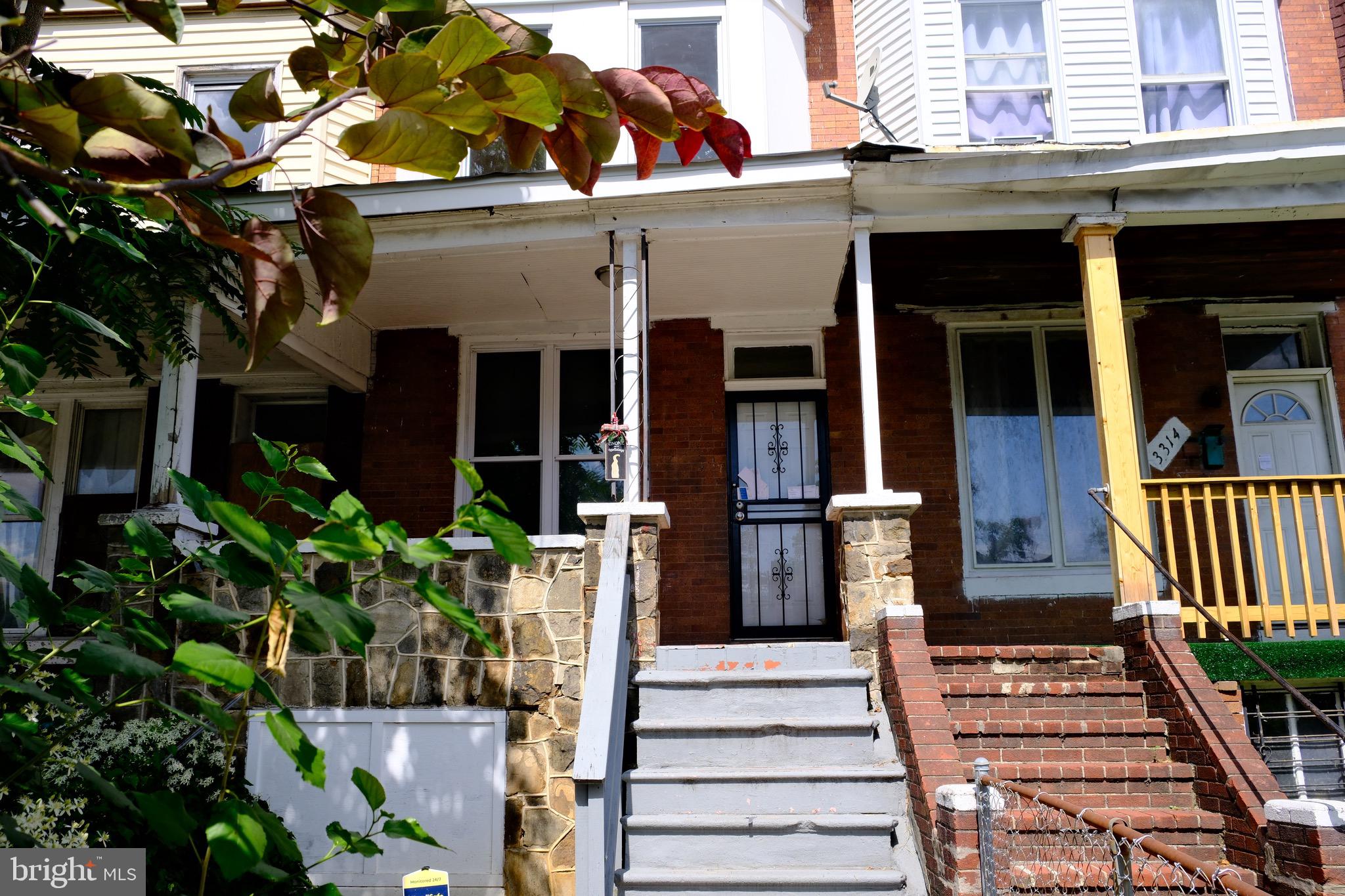 ARLINGTON - Residential