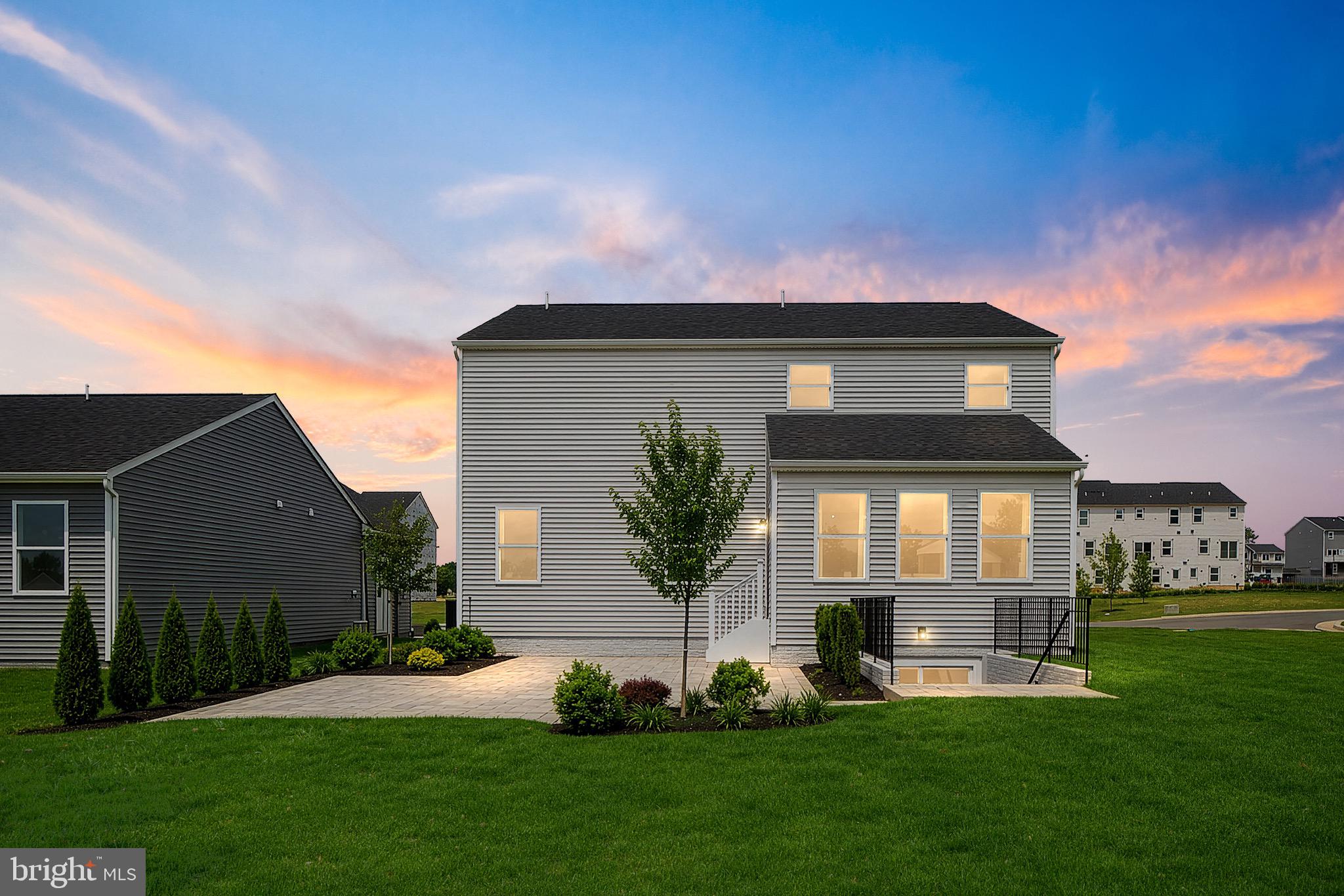 HUNTWELL WEST - Residential