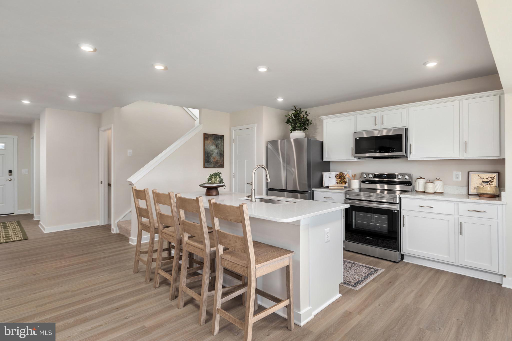 HUNTWELL WEST - Residential