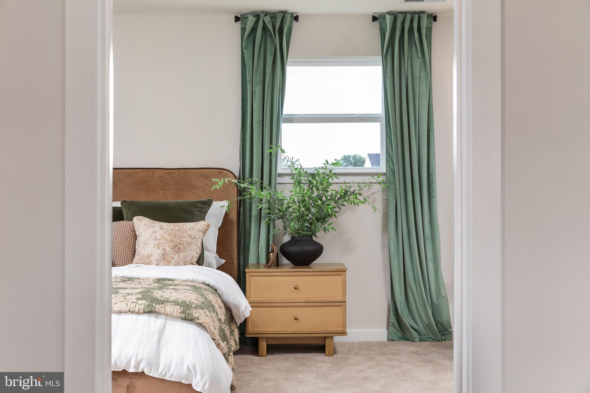 HUNTWELL WEST - Residential