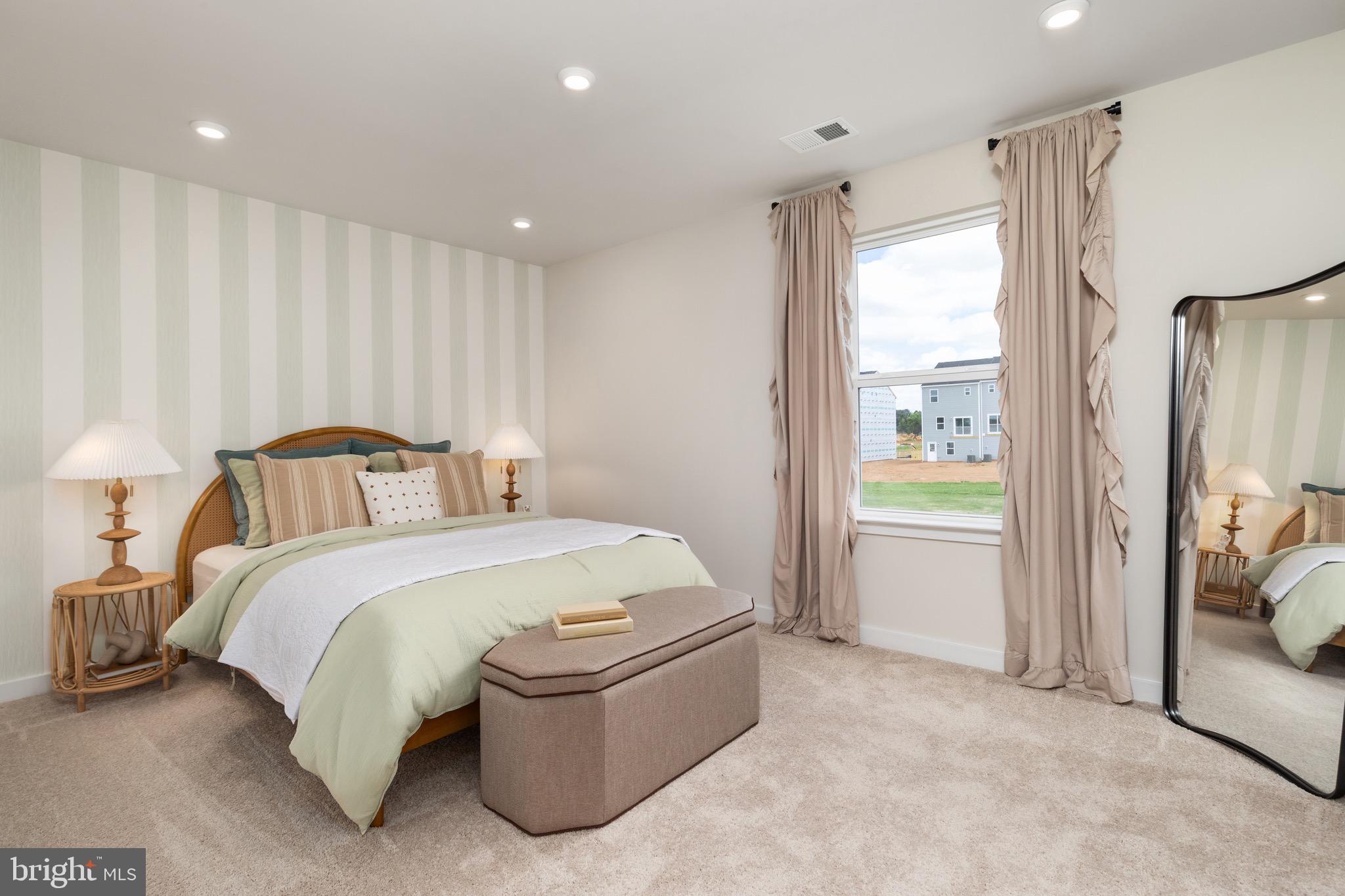 HUNTWELL WEST - Residential
