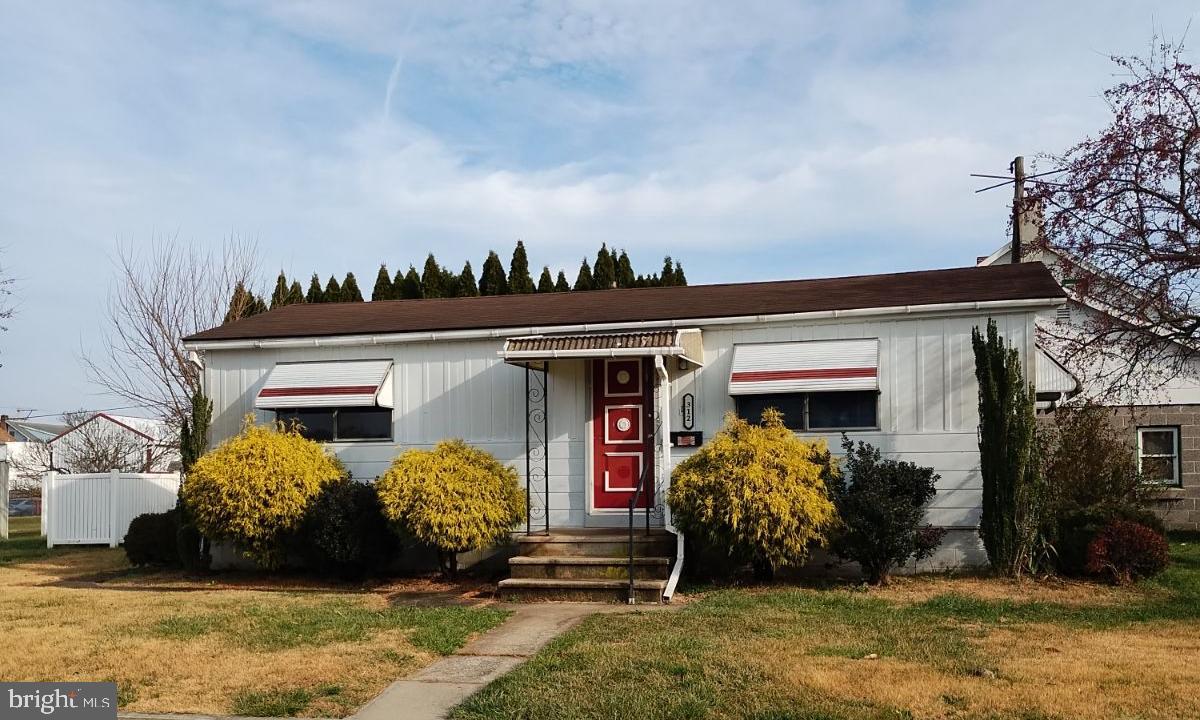 Investment opportunity with these two mobile homes on there own land! Freshly painted, as well as new carpet and LVP flooring! Great cash flow potential and ready to rent!  Schedule your showing today!