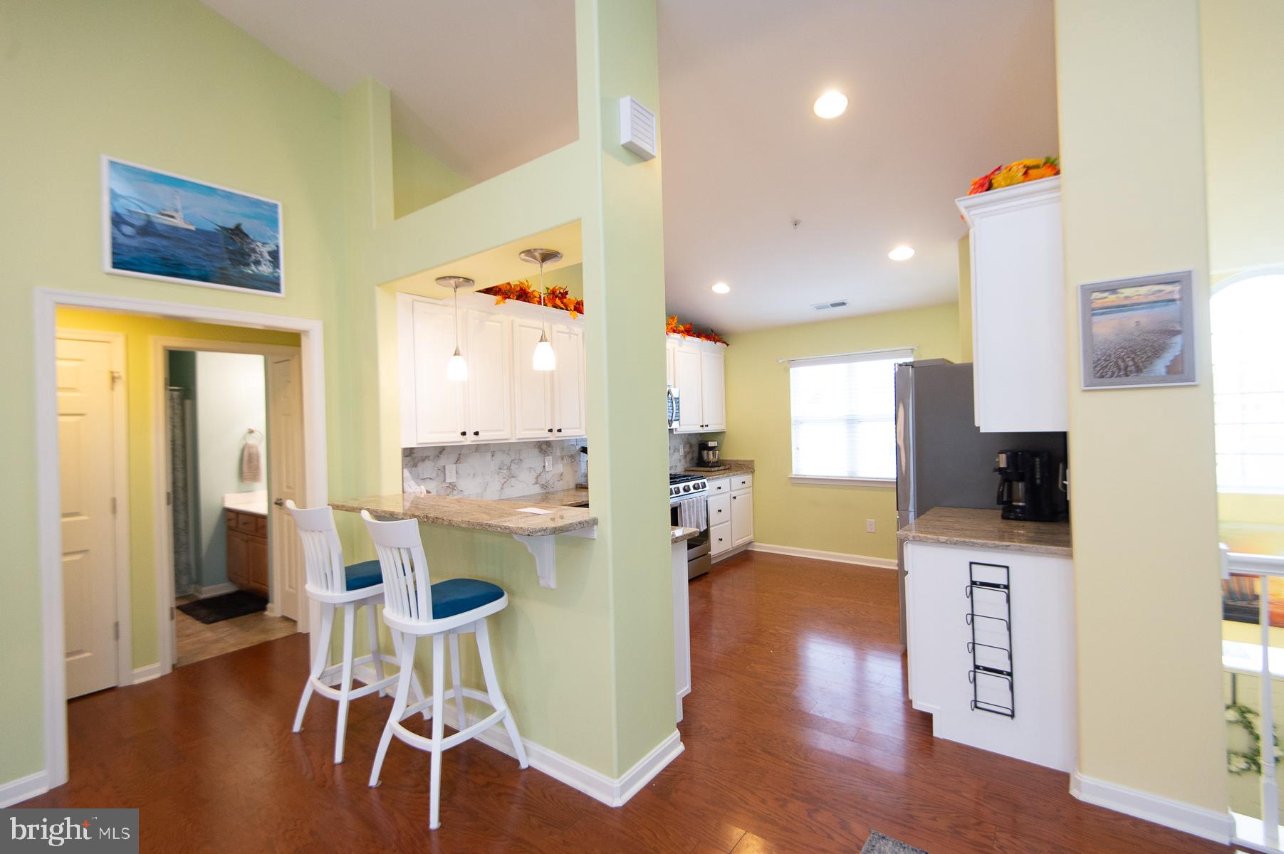 WOODS COVE - Residential