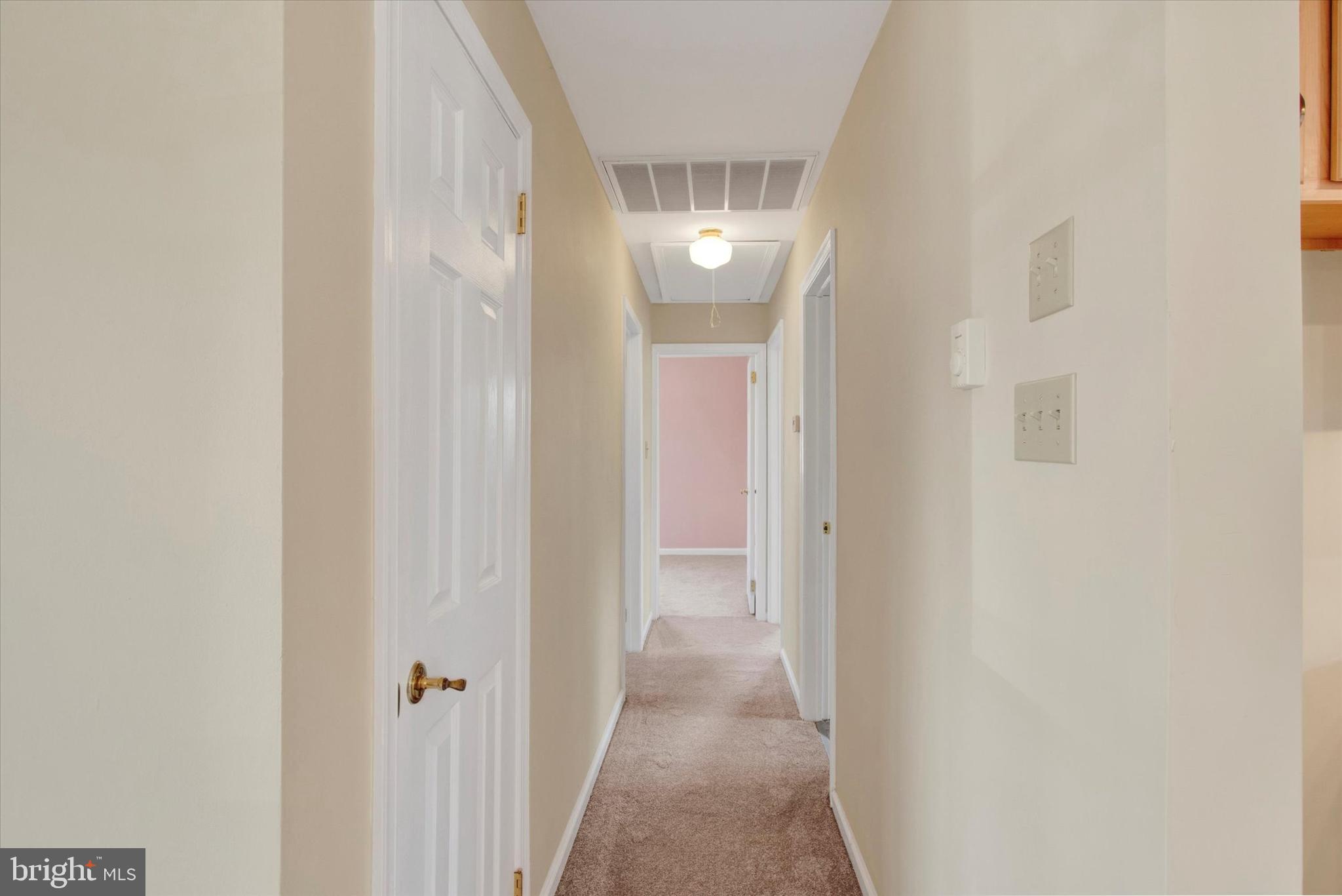 PINE KNOLL - Residential