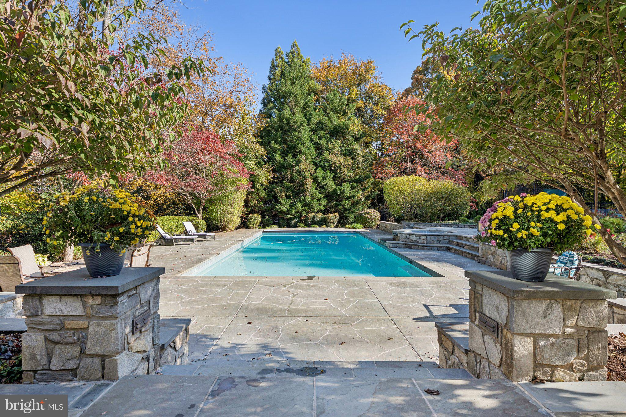 THE RESERVE - Residential
