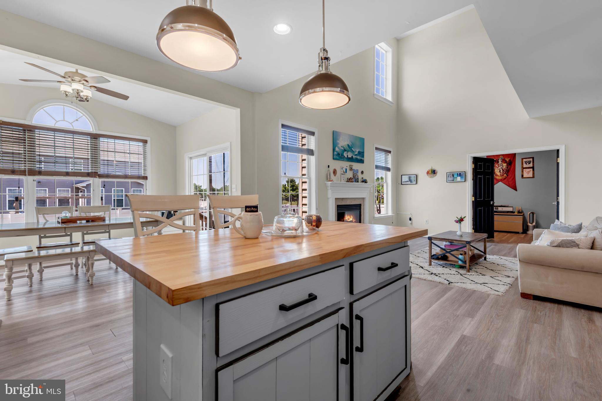 NORTH BROOK - Residential